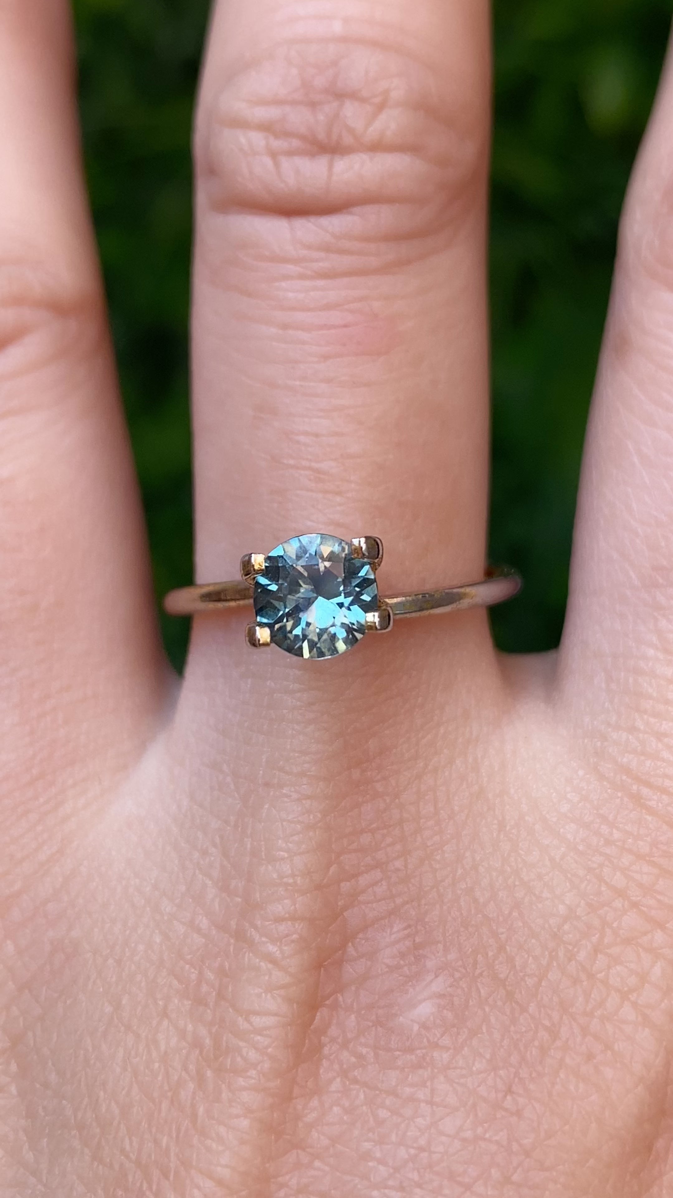 1.21ct Round Cut Blue Green Montana Sapphire SR254