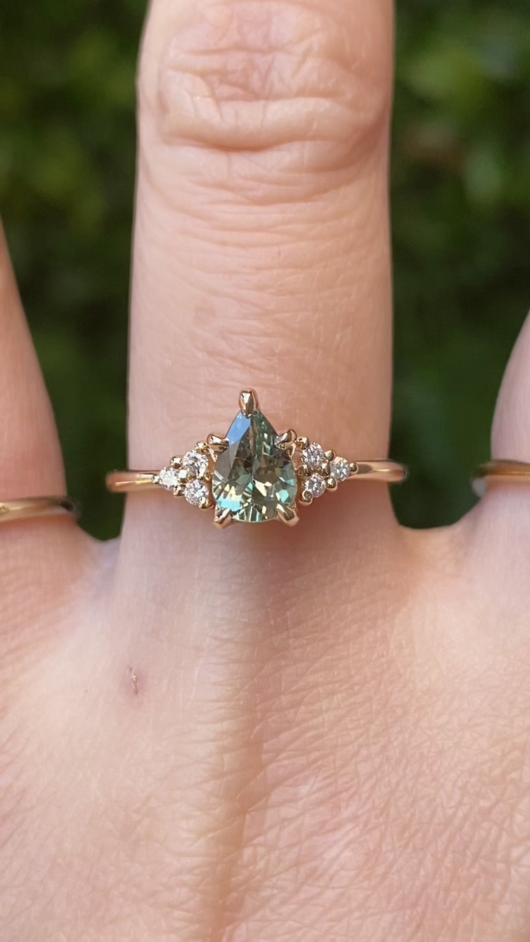 Teresa Ring, 0.88ct Light Green Montana Sapphire
