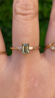 Estel Petal Ring, Green Montana Sapphire