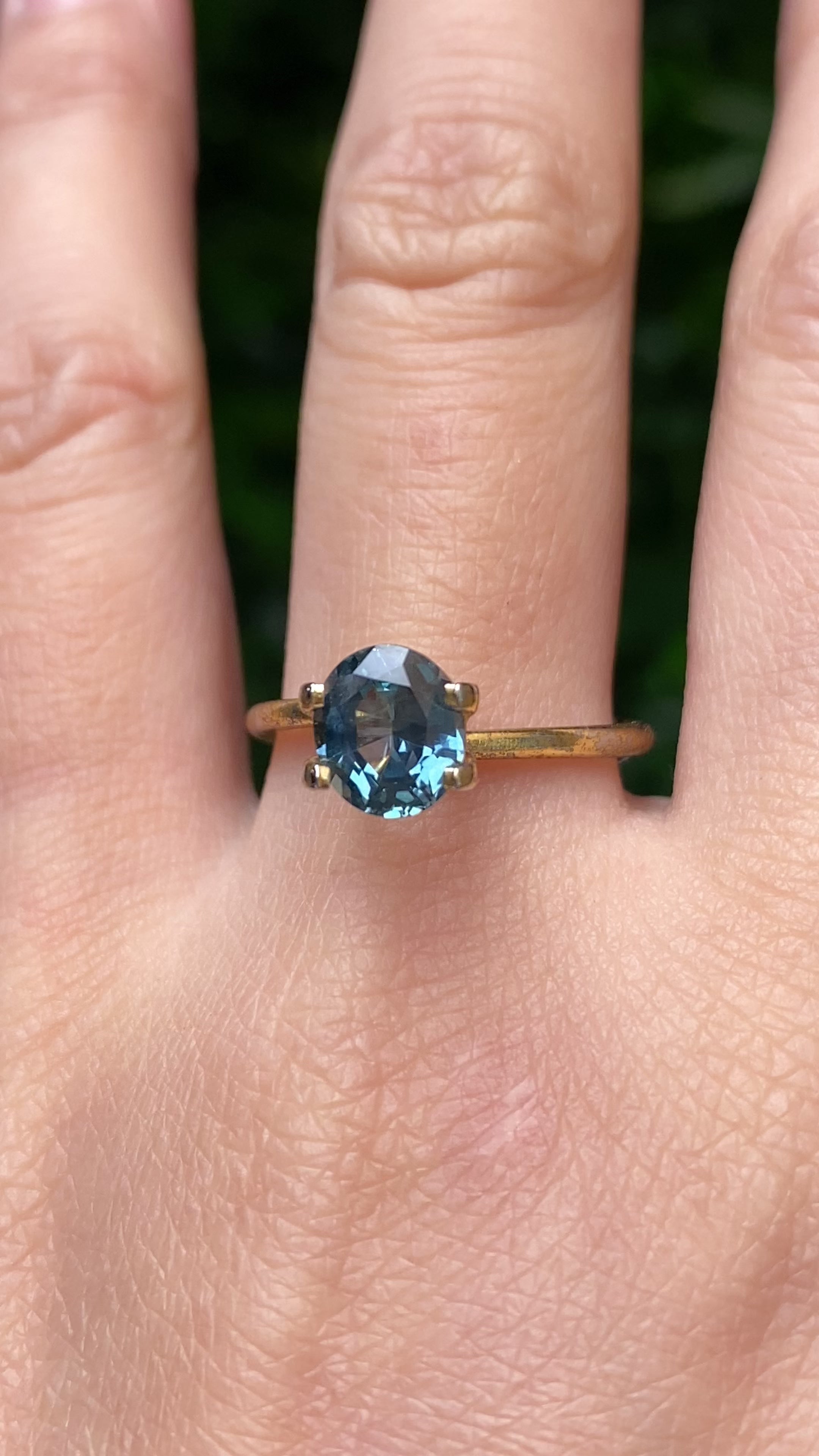 1.84ct Oval Cut Teal Blue Montana Sapphire SO461