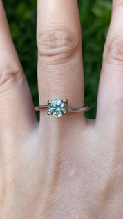 0.98ct Round Cut Light Parti Green Yellow Montana Sapphire SR377