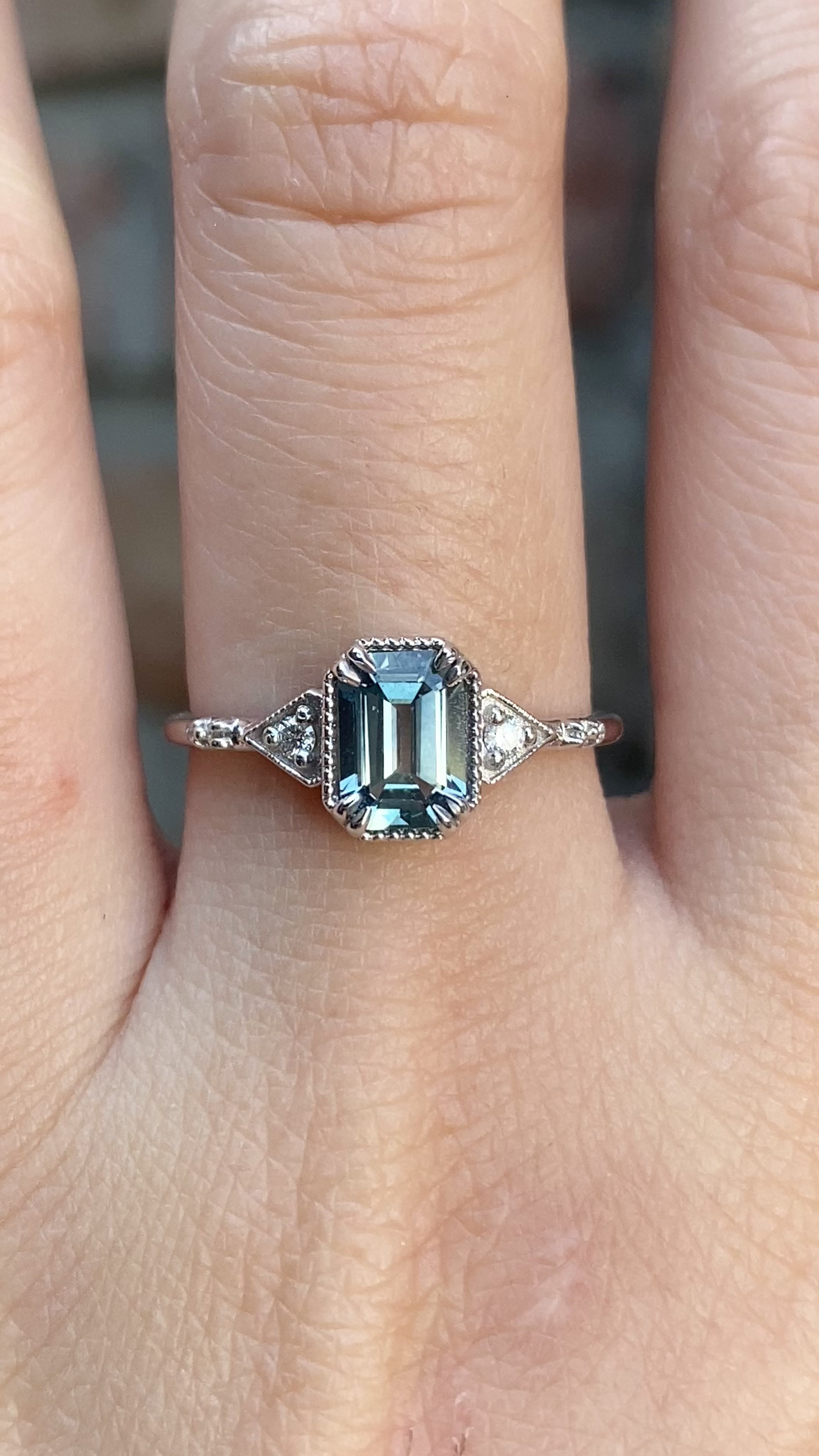 Agatha Ring, Blue Sapphire