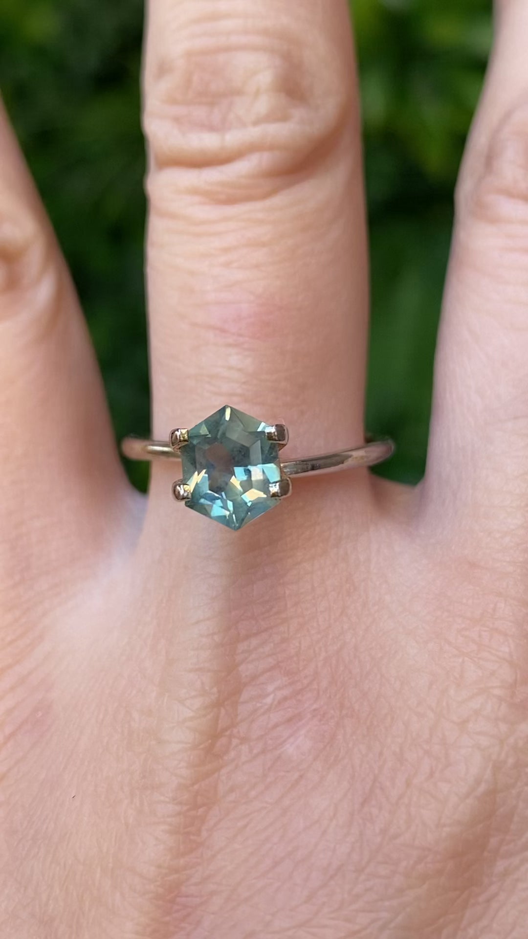 1.50ct Hexagon Cut Light Blue Green Montana Sapphire SF514