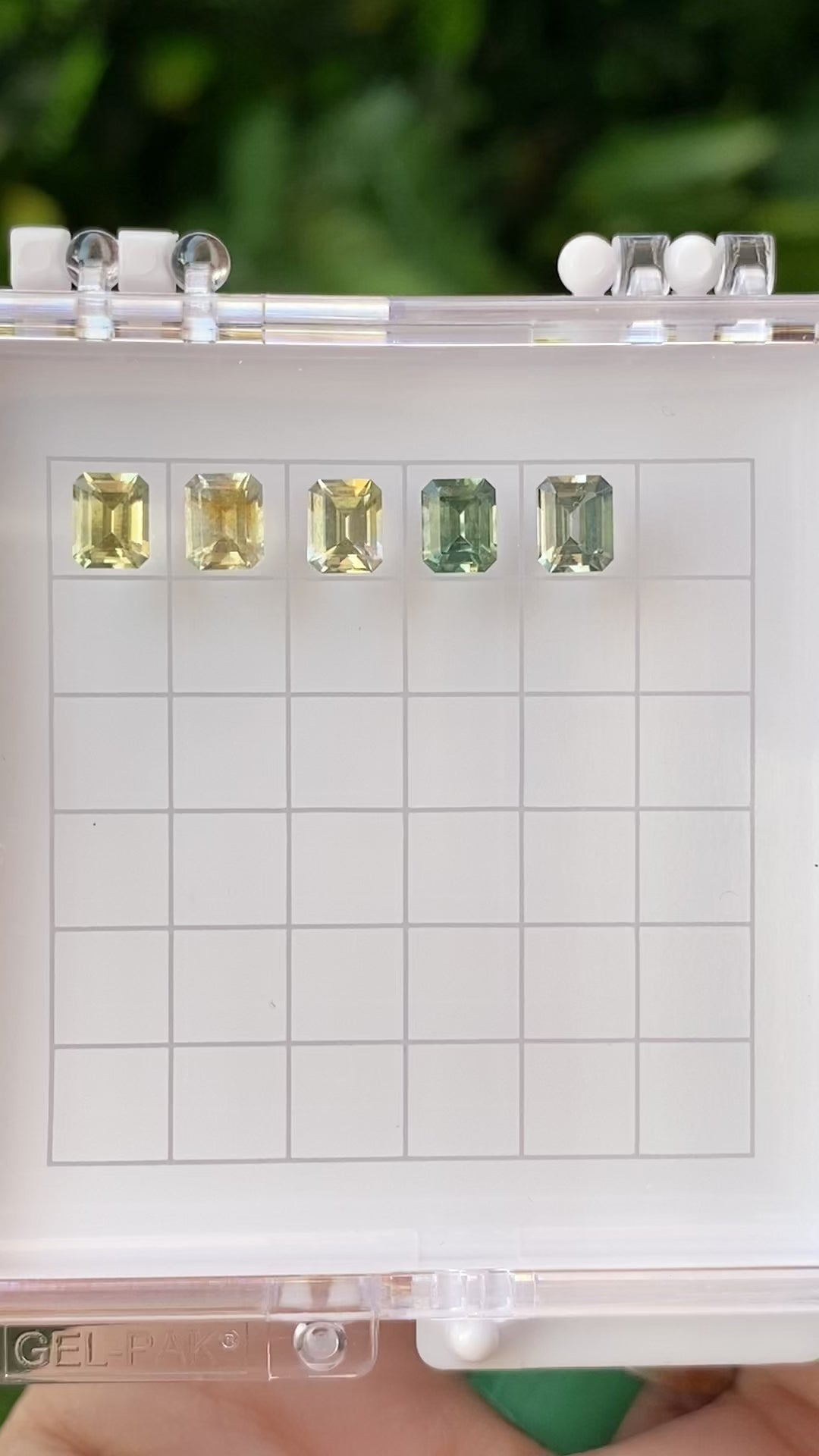 0.55 Calibrated Emerald Montana Sapphire (5.0mm)