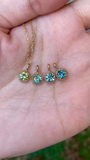 Dahlia Round Montana Sapphire Charm 5.0mm