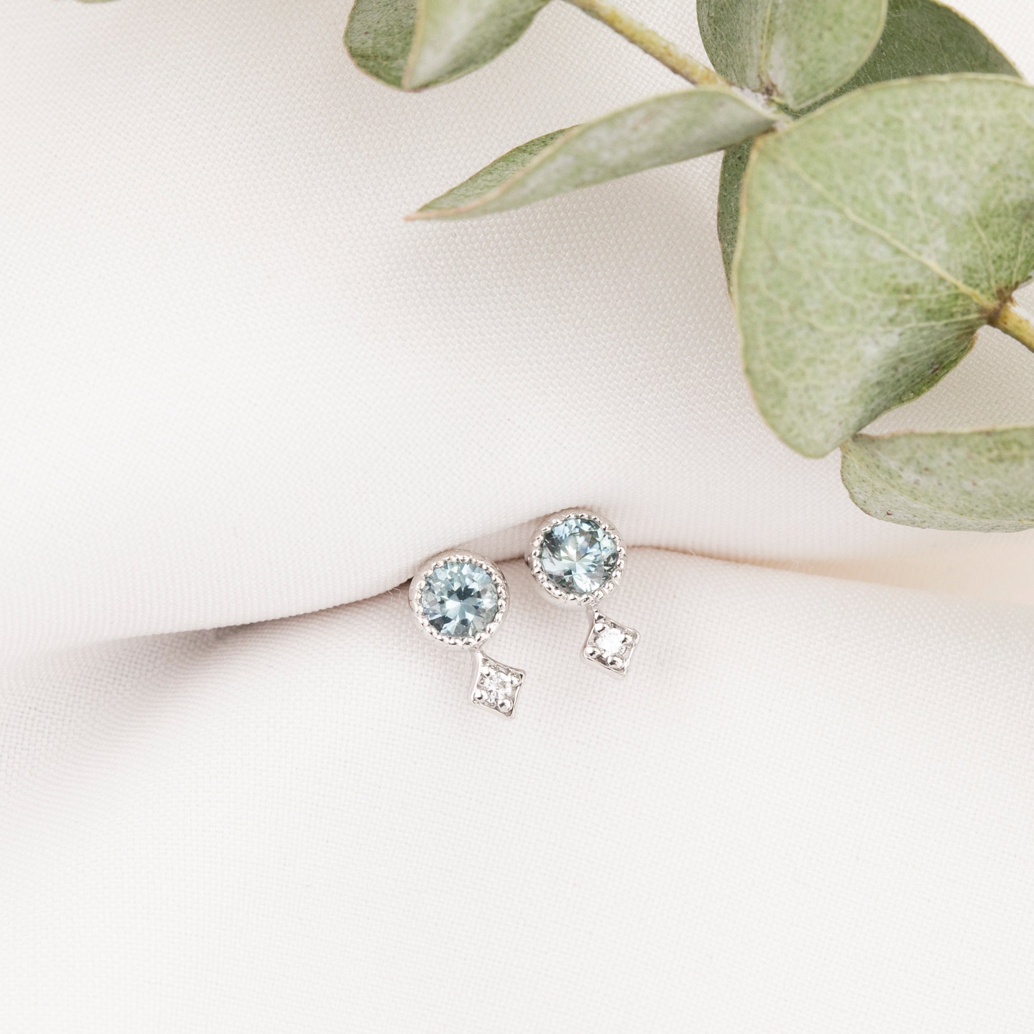 Moon & Star Stud Earrings - Montana Sapphire