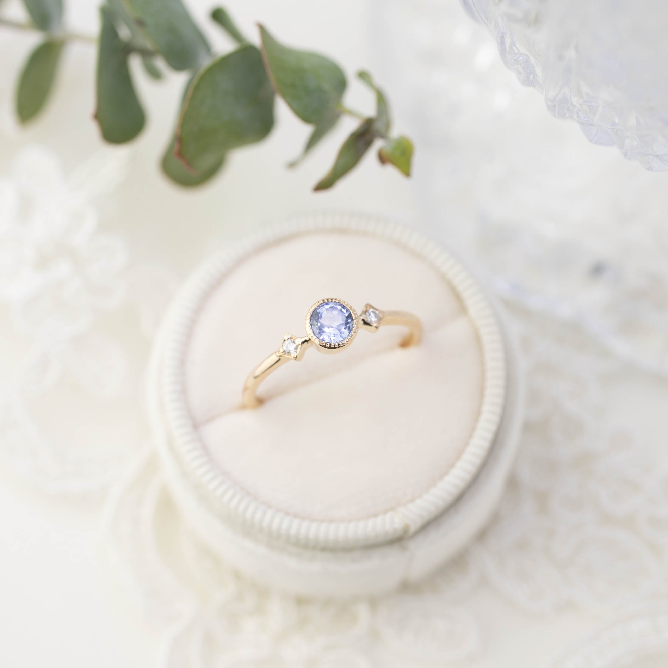 Star & Moon Ring, 0.45ct Ceylon Sapphire