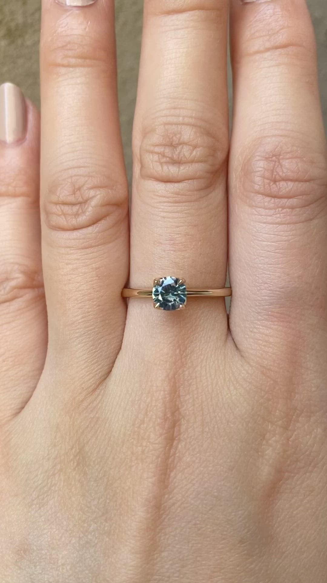 【即日配送】サラリング ・0.66ct・加熱モンタナ産ブルーサファイア・K14YG