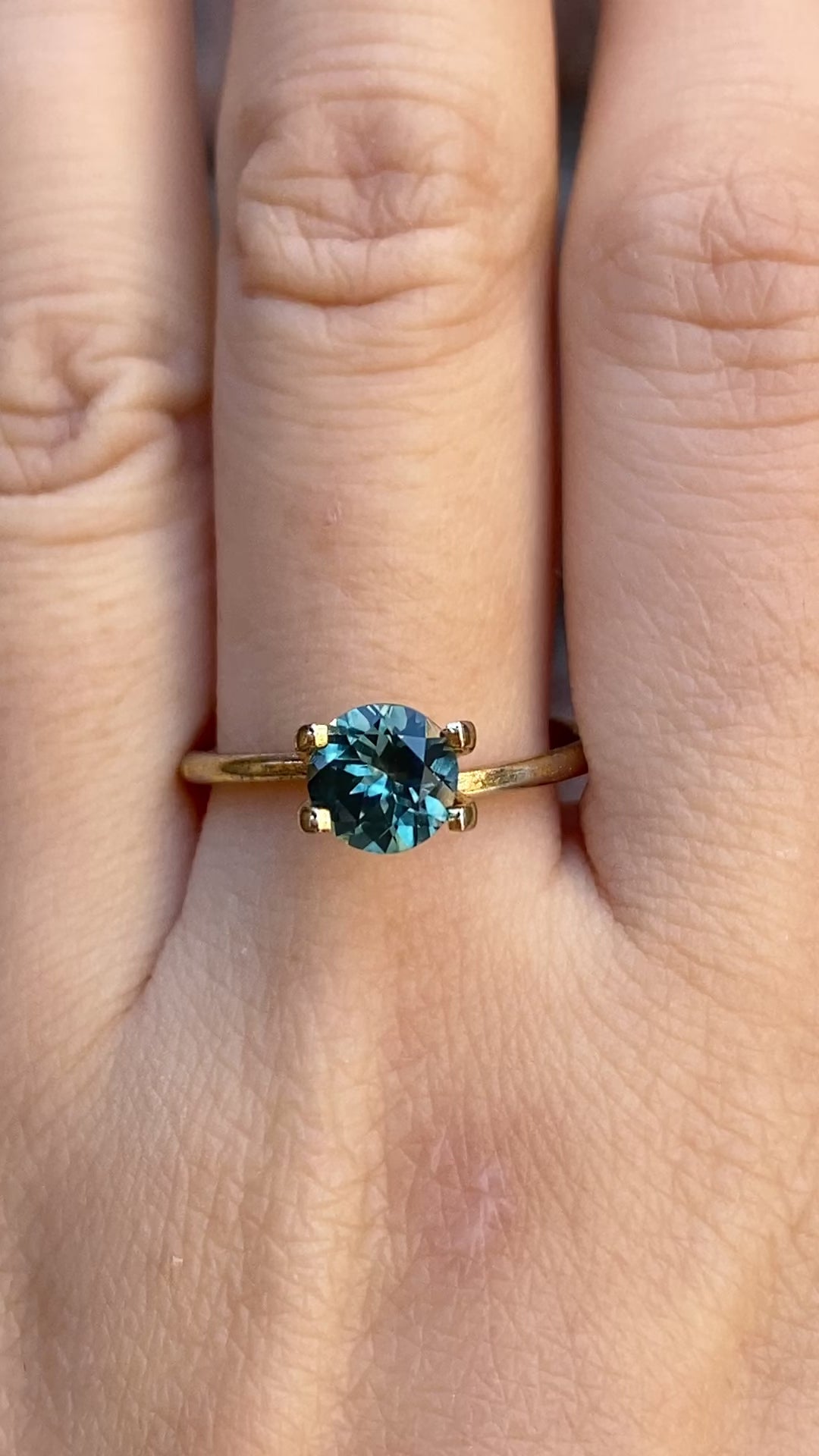 1.3ct ラウンドカット ピーコックグリーンサファイア モンタナ産 SR244