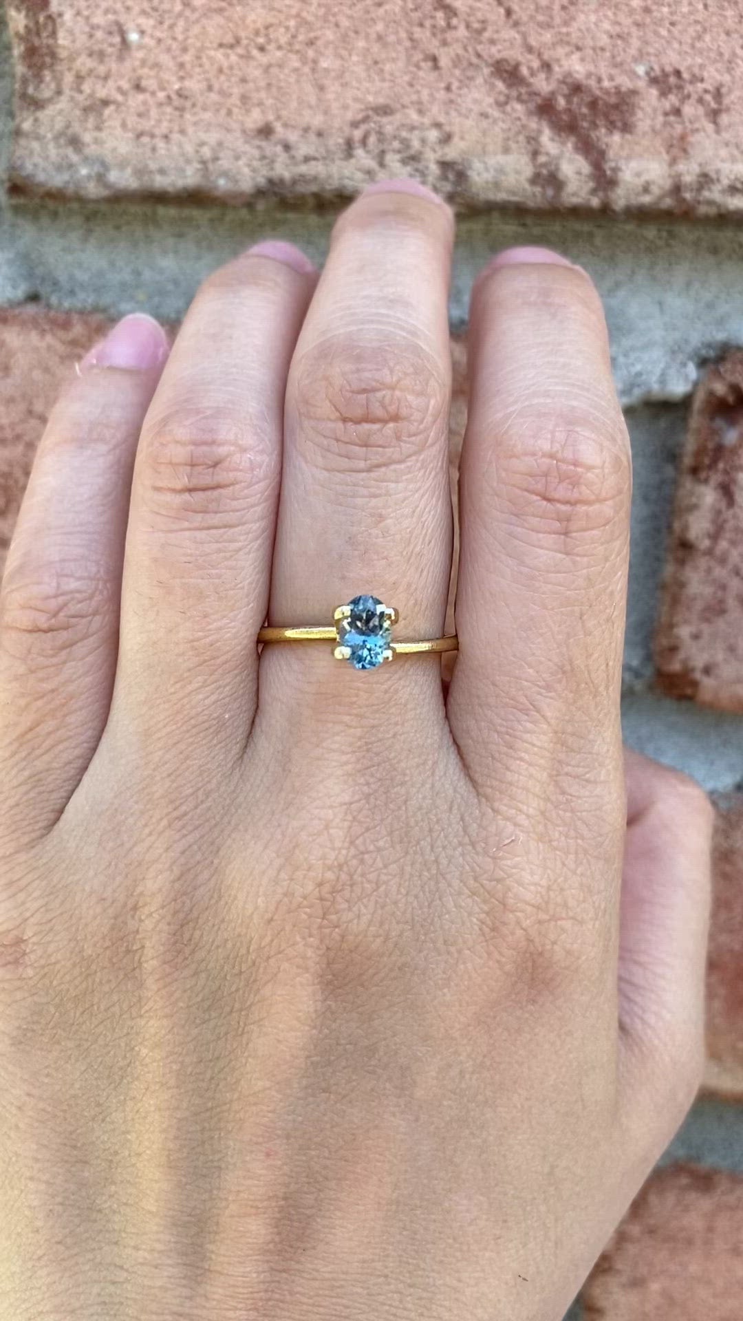 0.89ct Oval Cut Aqua Blue Green Montana Sapphire