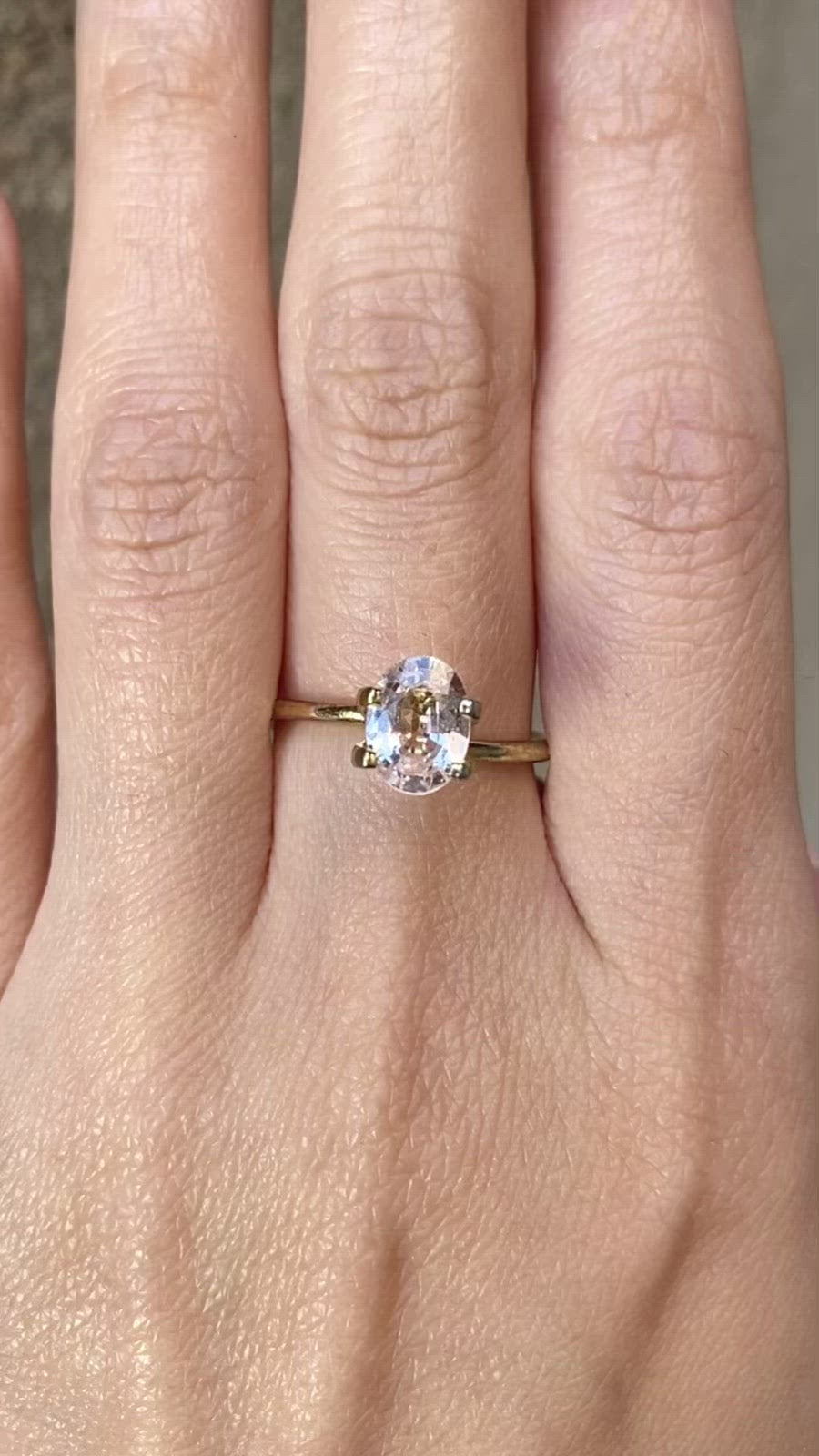 1.34ct  ピーチサファイア マダガスカル産