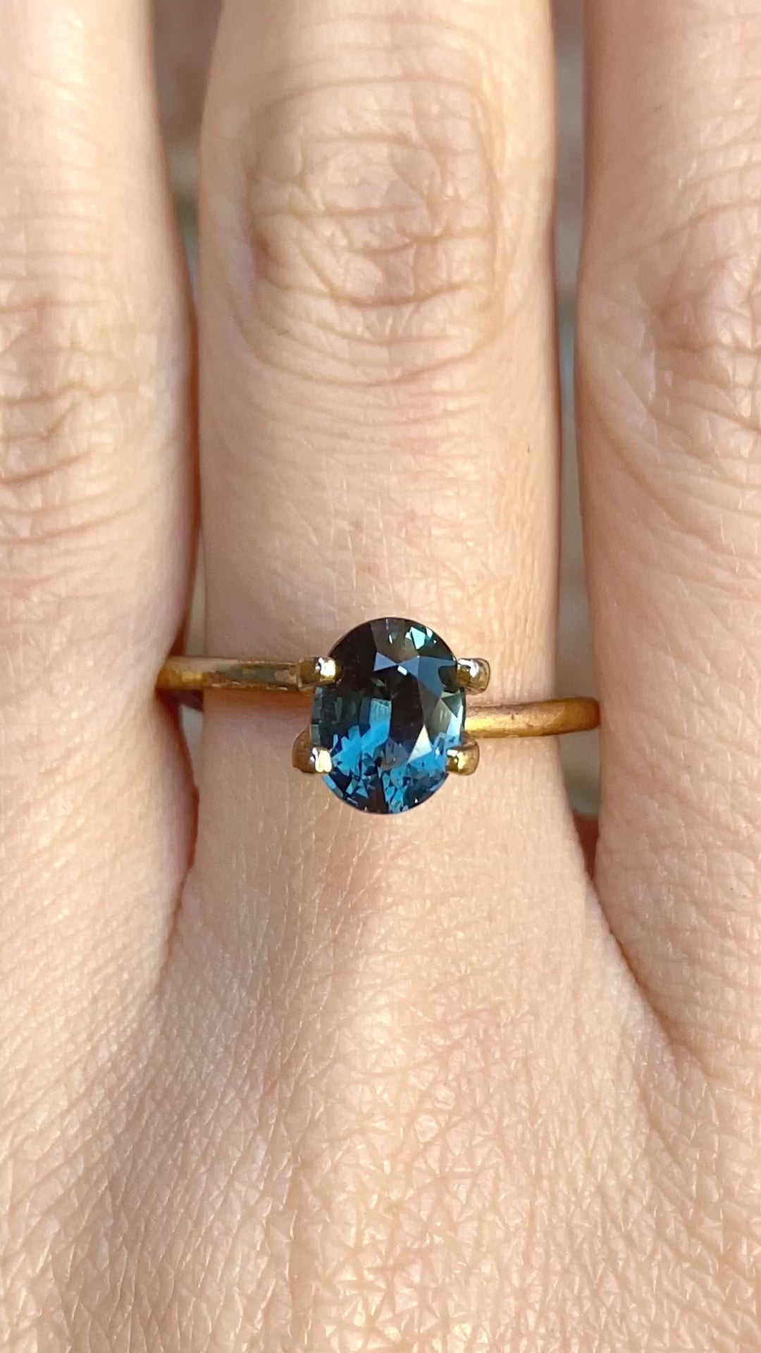 1.55ct Oval Cut Deep Teal Blue Madagascar Sapphire SO323