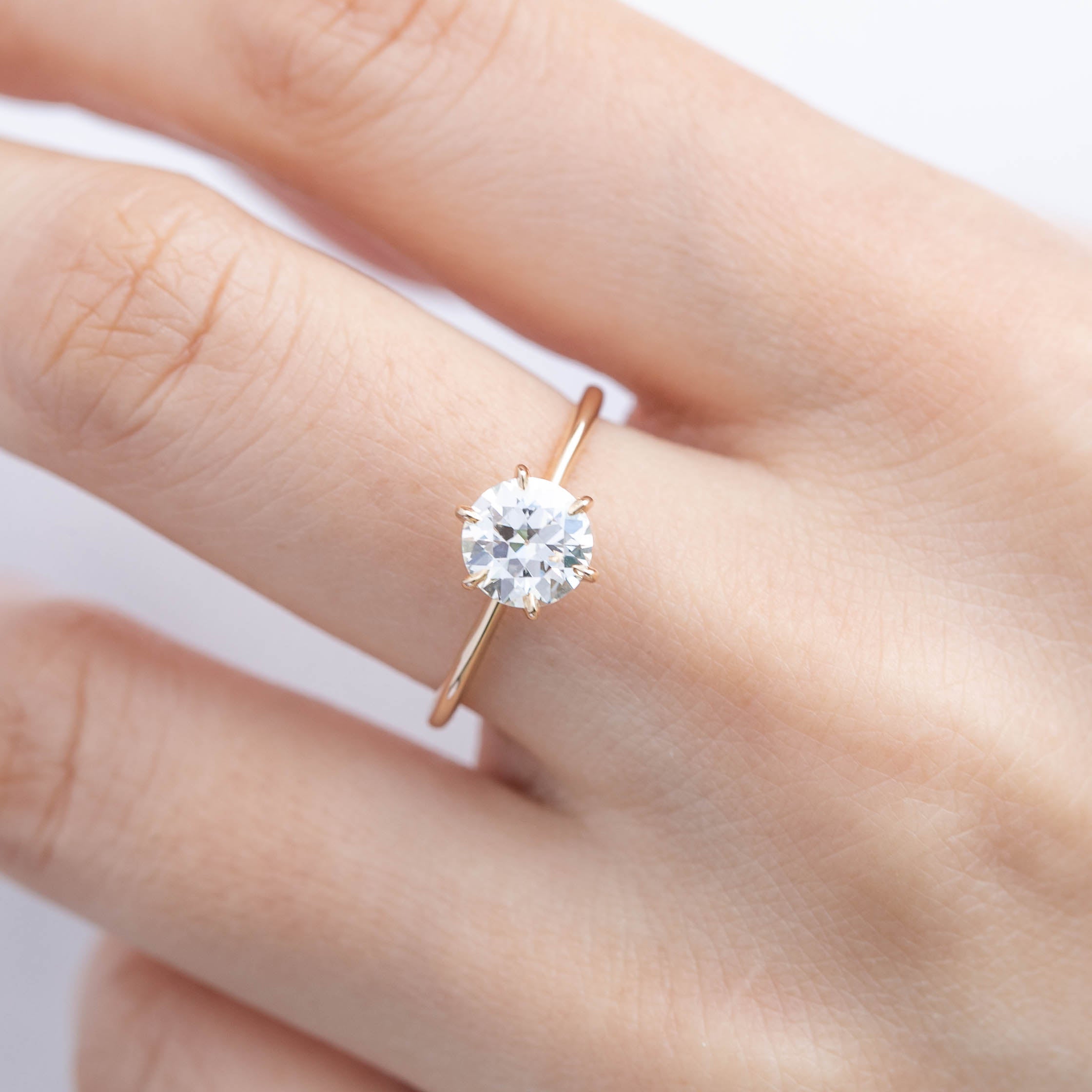 Floryn Ring, 1.15ct Round Diamond | GIA Certified
