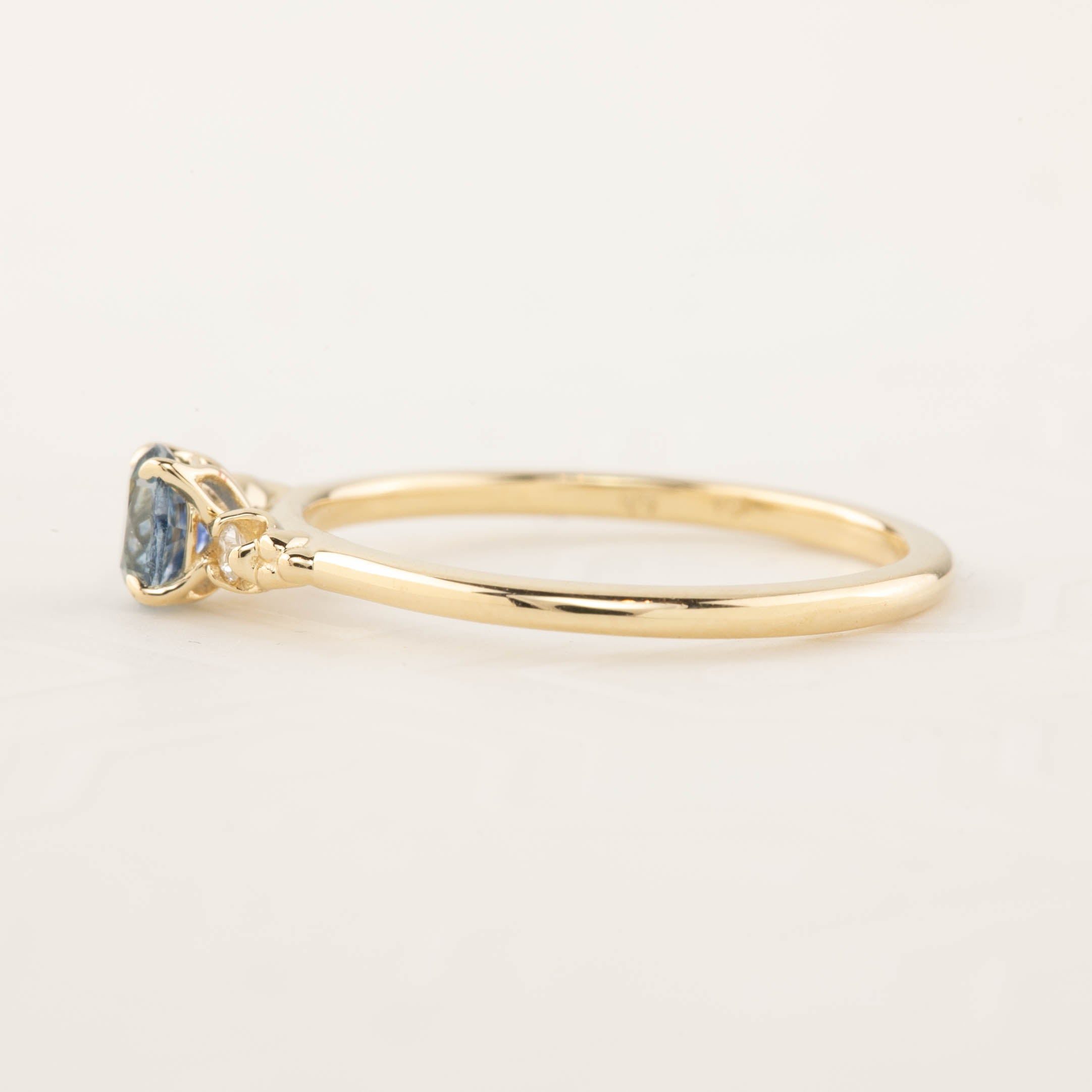Estel Ring, 0.45ct Montana Sapphire of your choice
