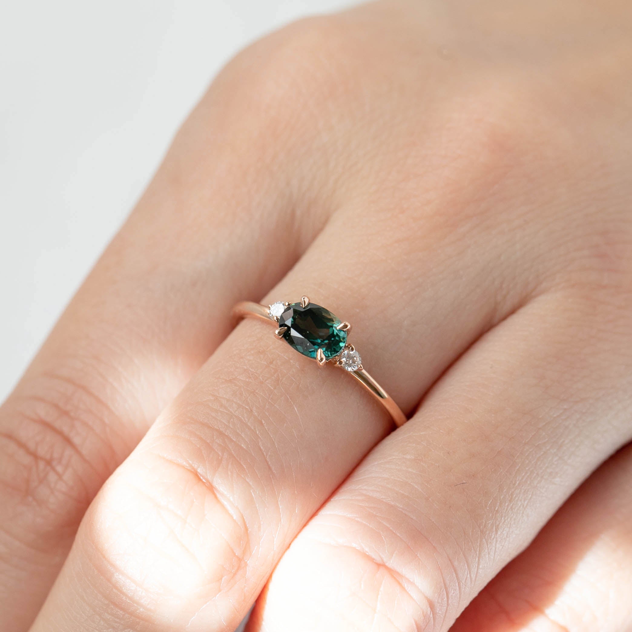 エミリーリング　非加熱　グリーンクイーンズランドサファイア　 0.96ct　14Kローズゴールド