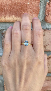 1.3ct オーバルカット アクアブルーサファイア モンタナ産 SO157