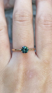 【即日配送】フローリンリング ・0.76ct・加熱クイーンズランド産グリーンサファイア・K14YG