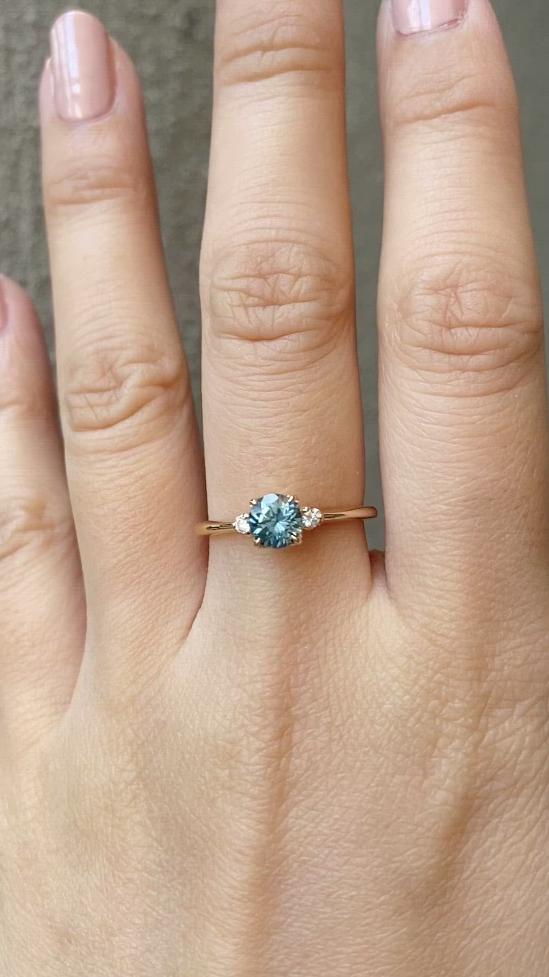 Sofia Ring 0.90ct Blue Green Round Montana Sapphire (One of a kind)