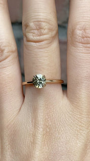 Sara Ring 0.94ct Parti Green Yellow Round Montana Sapphire, 14K Yellow Gold (One of a kind)