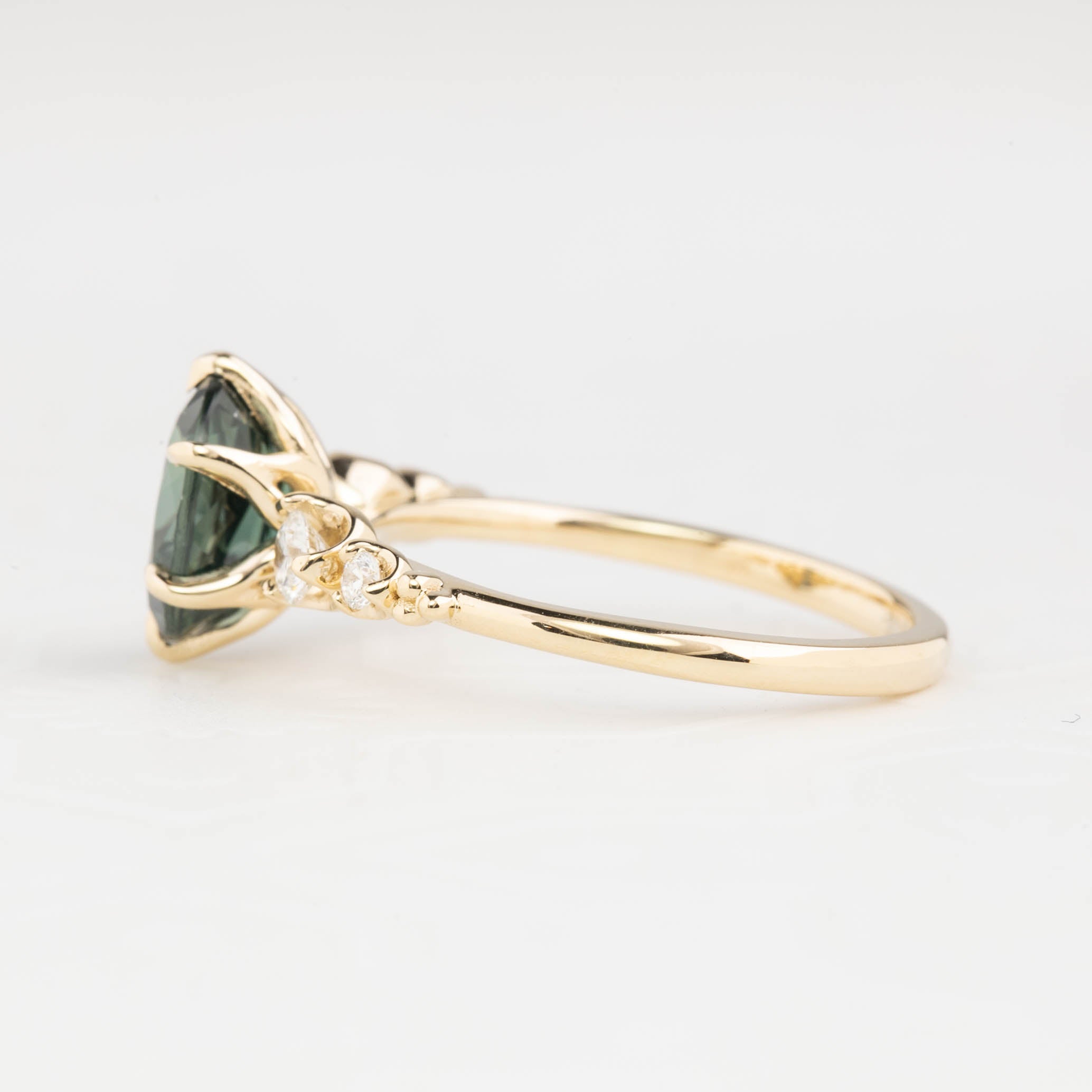 Estel Fleur Grand Ring, 2.46ct Queensland Sapphire, oval shape gemstone