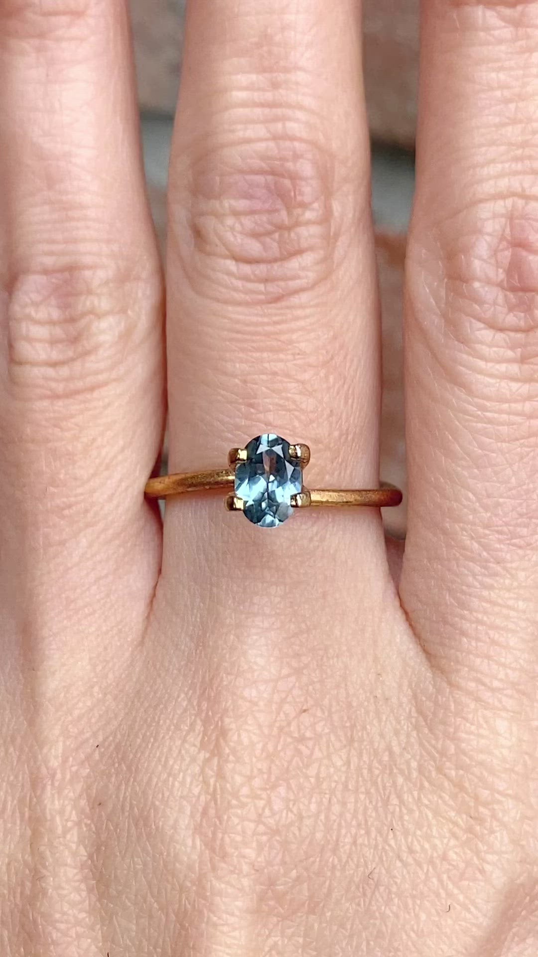 0.88ct Oval Cut Blue Green Tanzania Sapphire SO261
