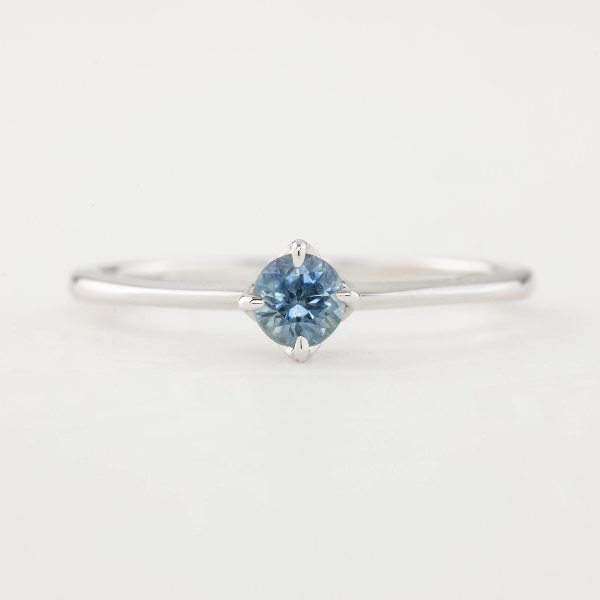 Alice Ring, 0.30ct Montana Sapphire