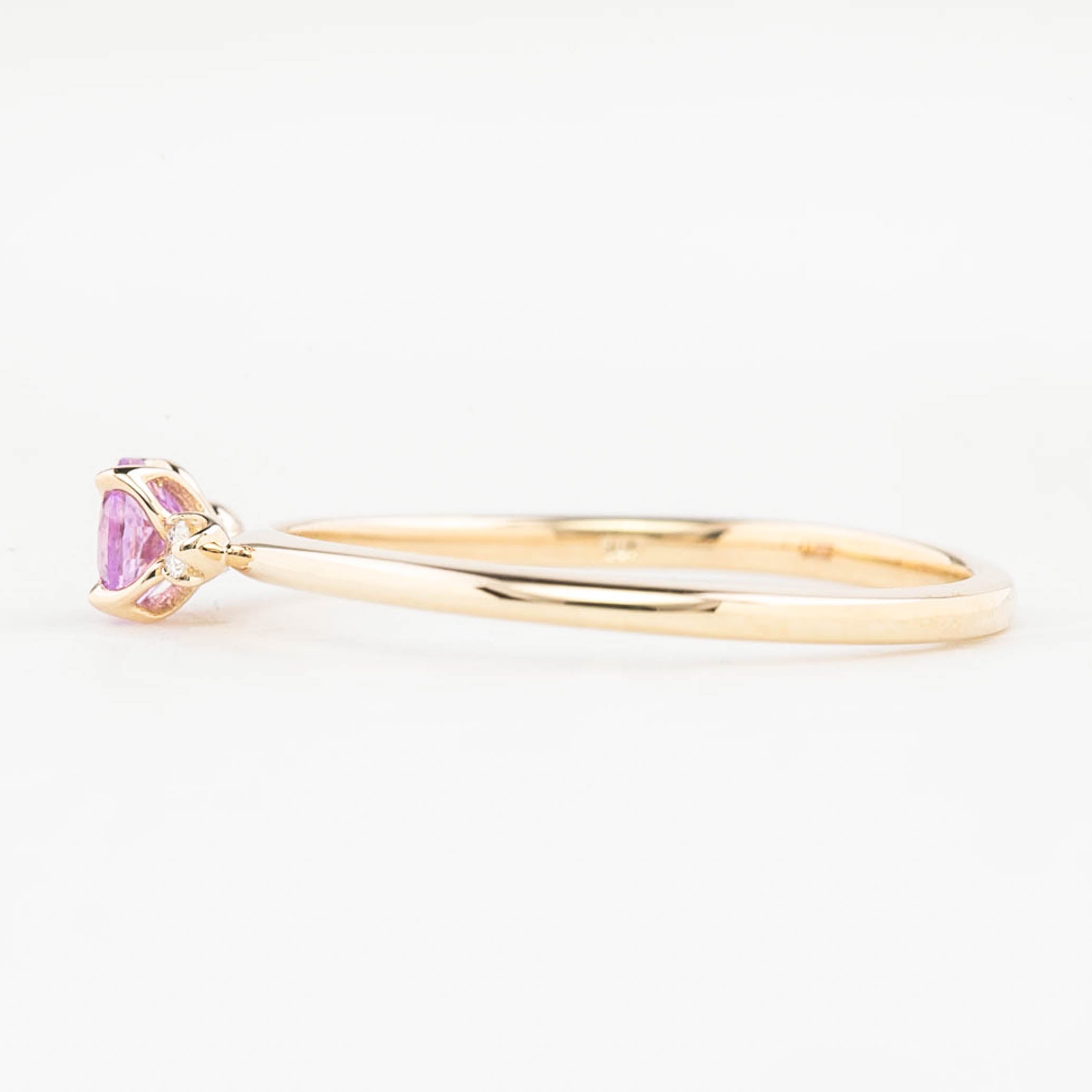 Sofia Ring, 0.35ct Umba Sapphire