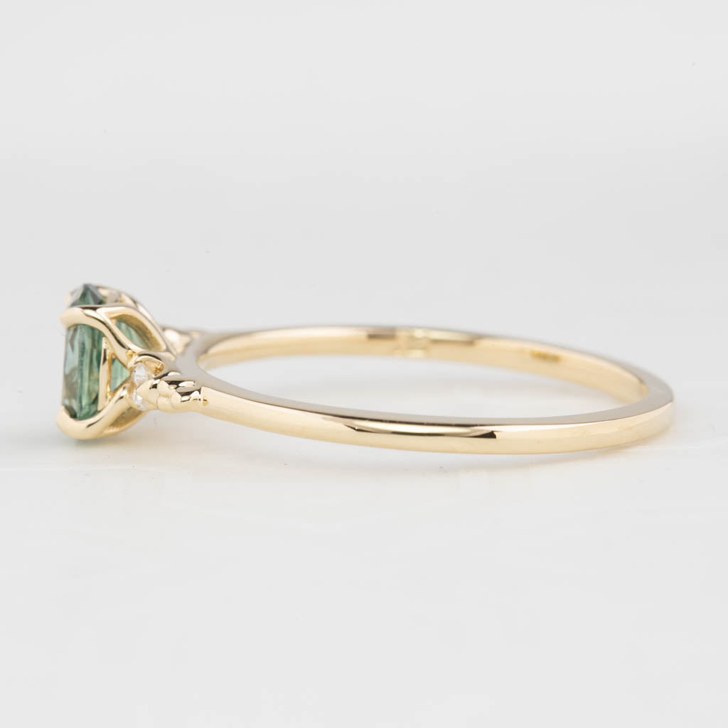 Estel Ring, 0.80ct Montana Sapphire, oval shape gemstone
