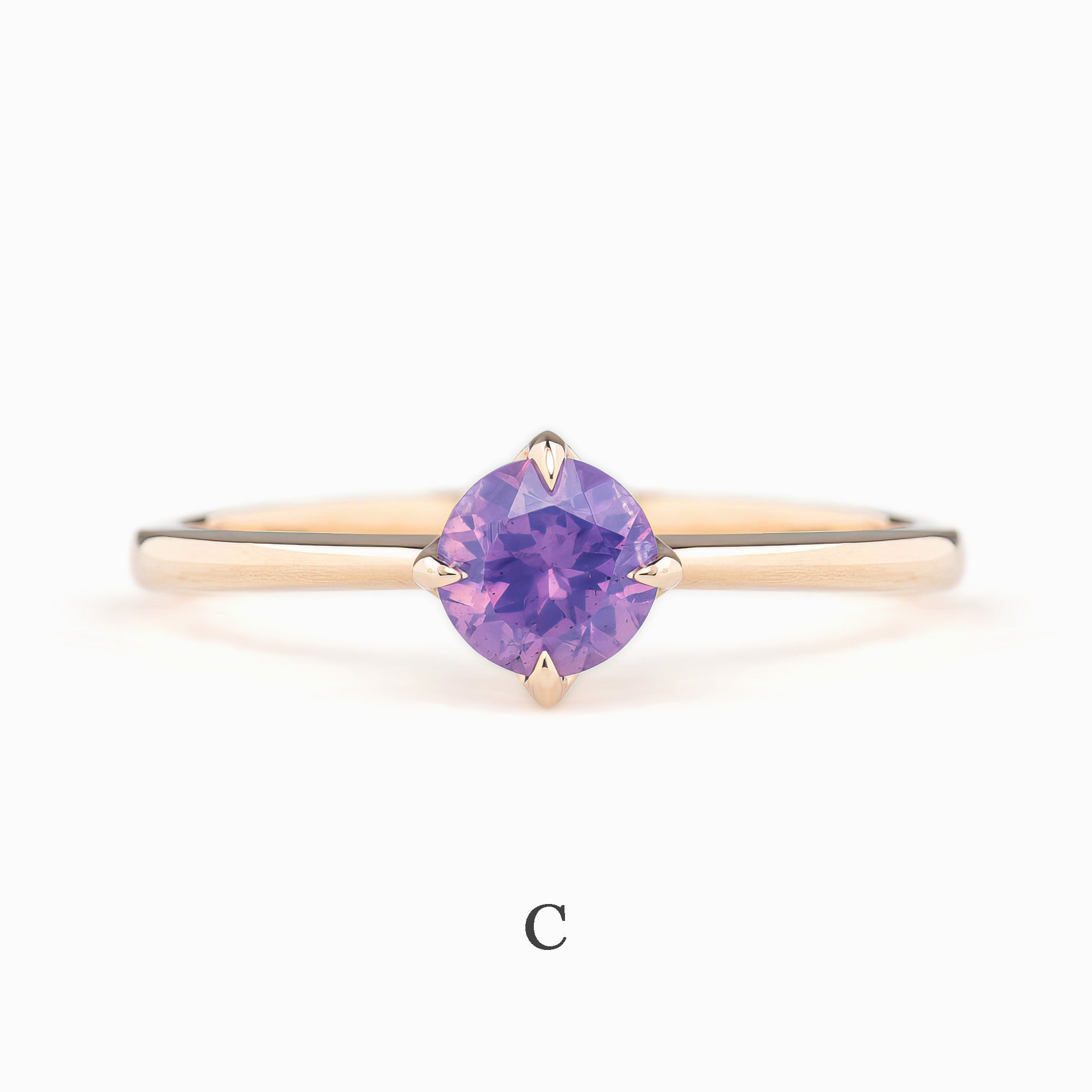Alice Ring, 0.60ct Umba Sapphire