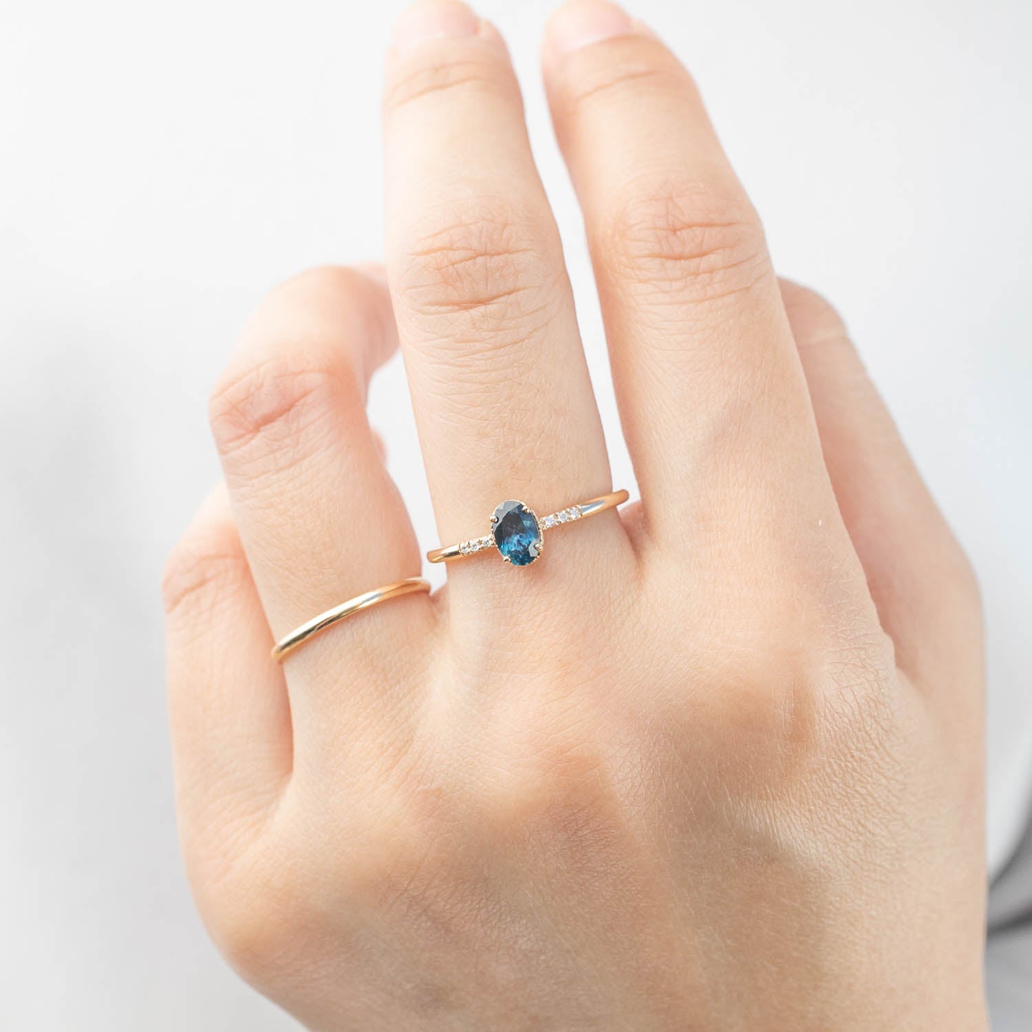 Grace Ring, 0.60ct Montana Sapphire, oval shape gemstone