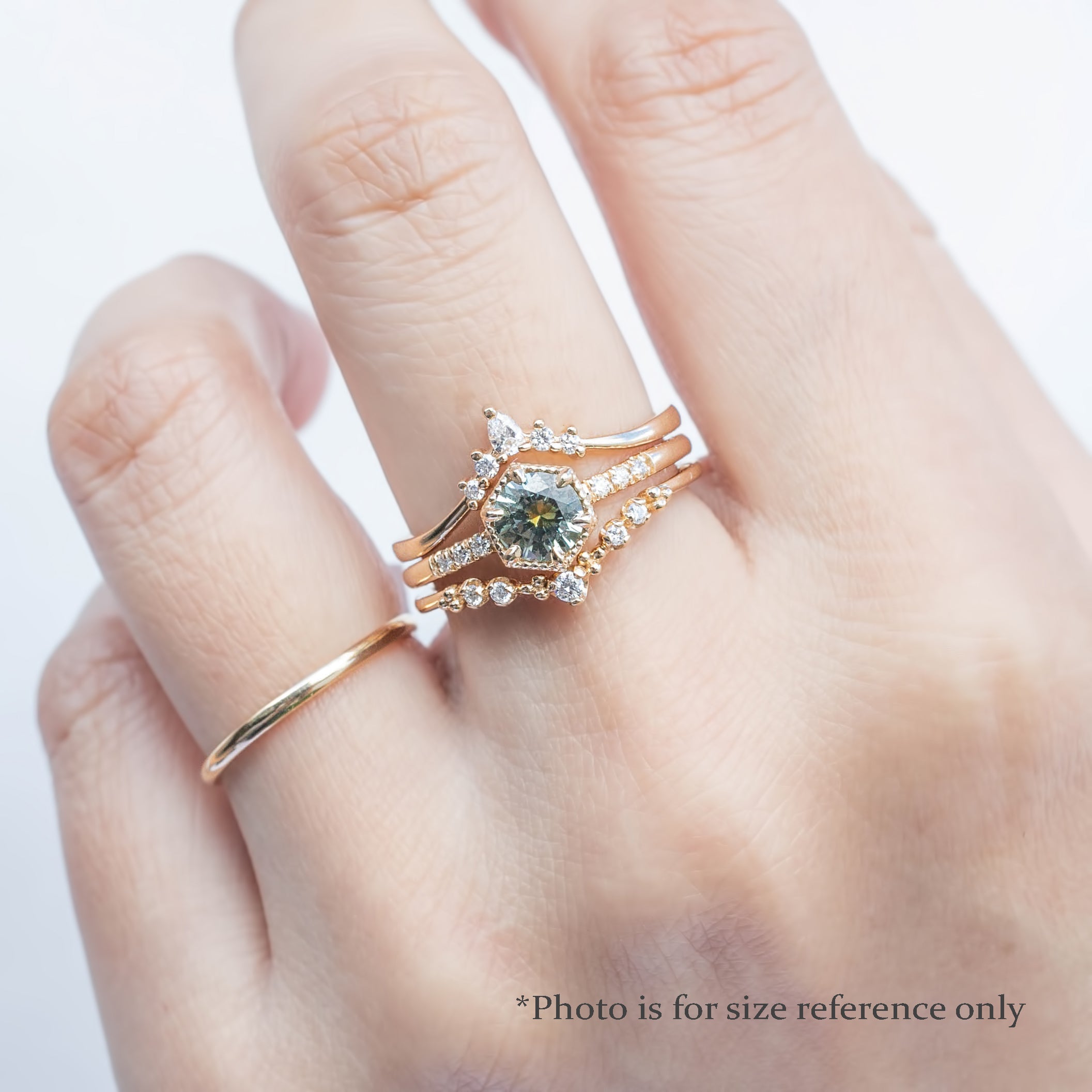 Grace Ring 0.70-0.80ct Montana Sapphire