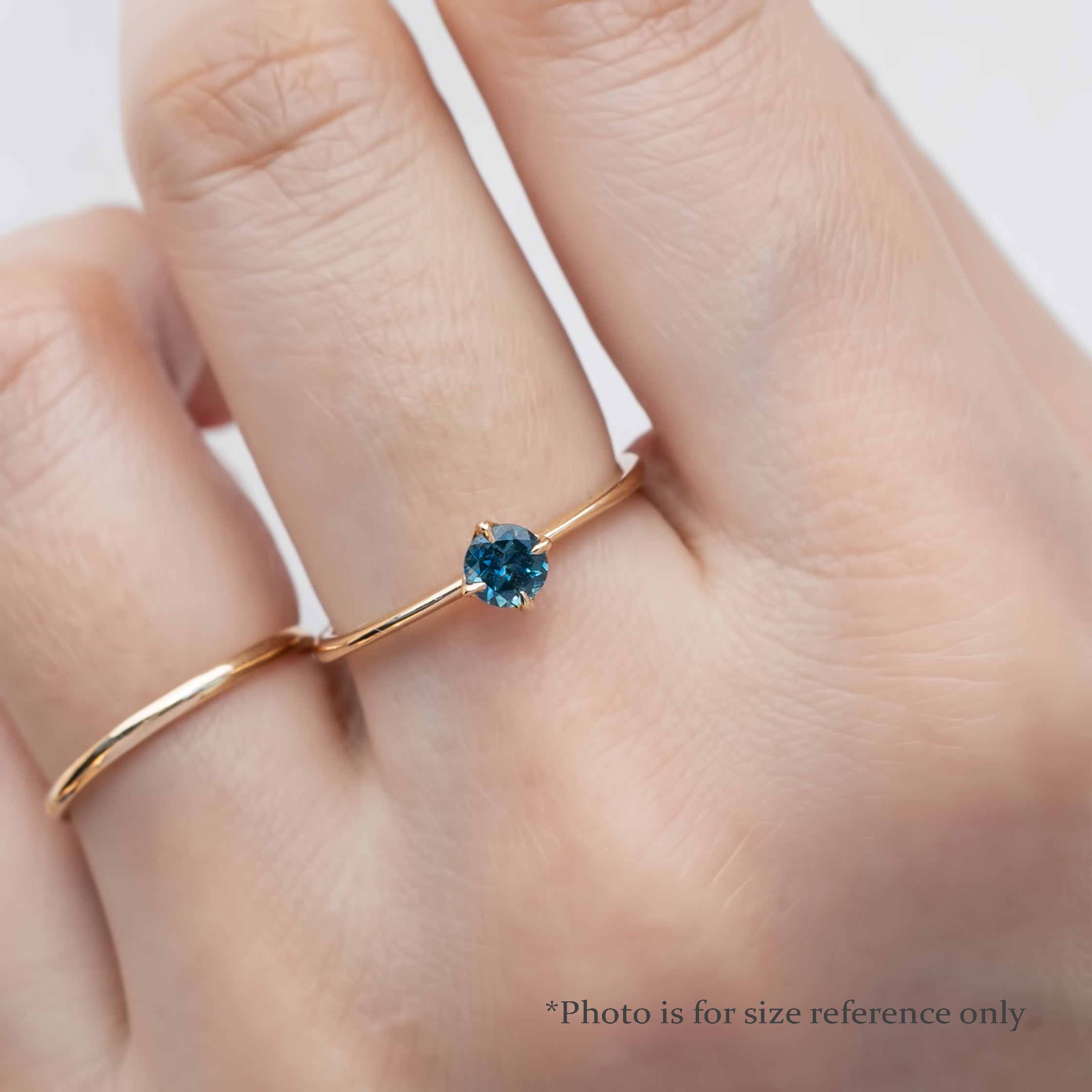 Alice Ring, 0.30ct Montana Sapphire