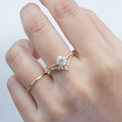Gloria Petite Ring