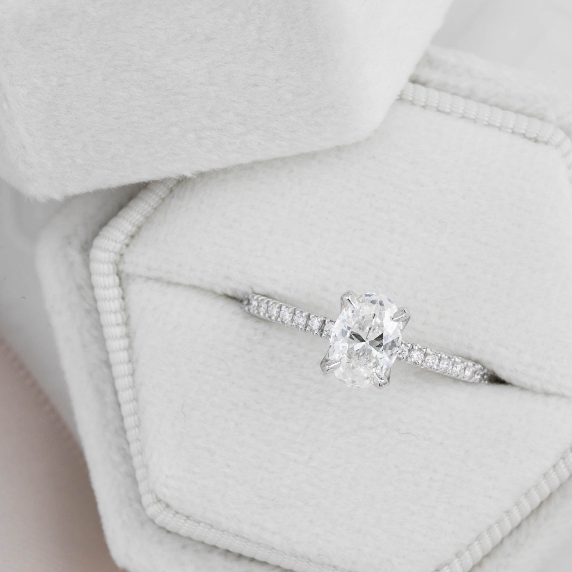 マリアリング　ブリリアントカットダイヤモンド　0.70ct　14Kホワイトゴールド　GIA鑑定書付き