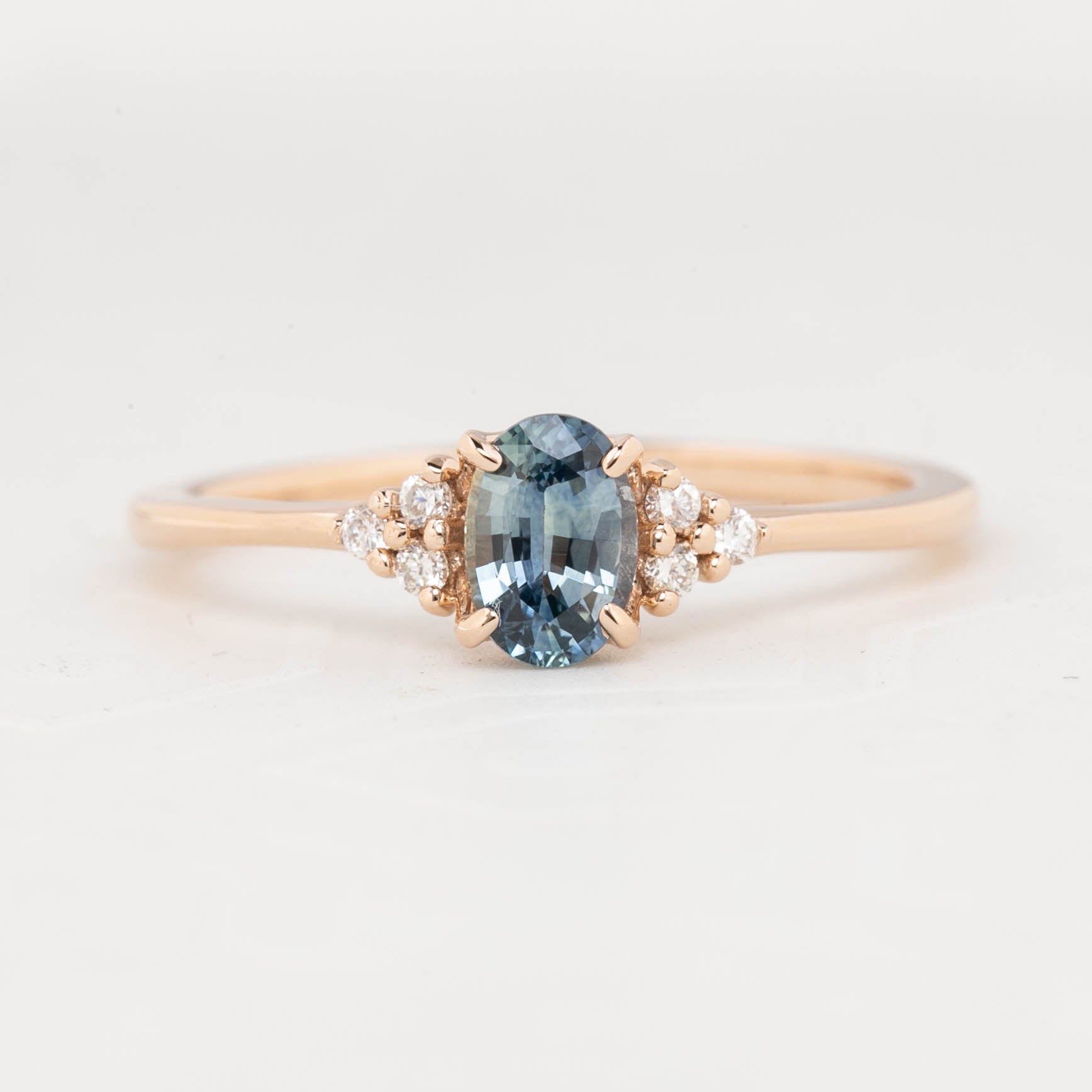 Teresa Ring, 0.60ct Montana Sapphire, oval shape gemstone