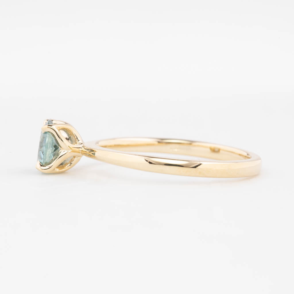 【一点物】サラリング ・0.89ct・加熱モンタナ産ライトブルーグリーンサファイア・K14YG