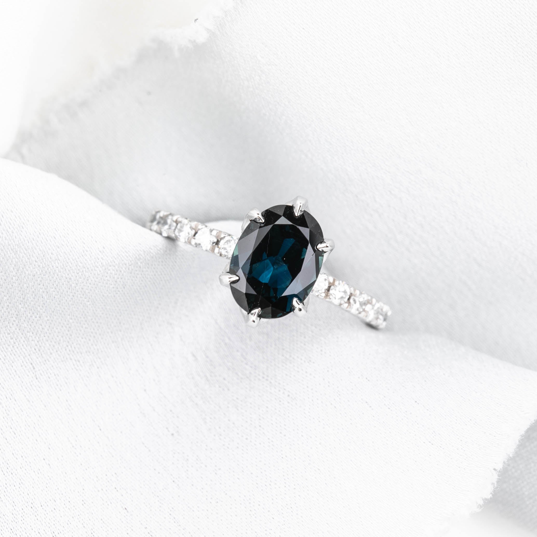 GIA Certified 2.39ct Queensland Sapphire Maria Luxe Ring, Platinum