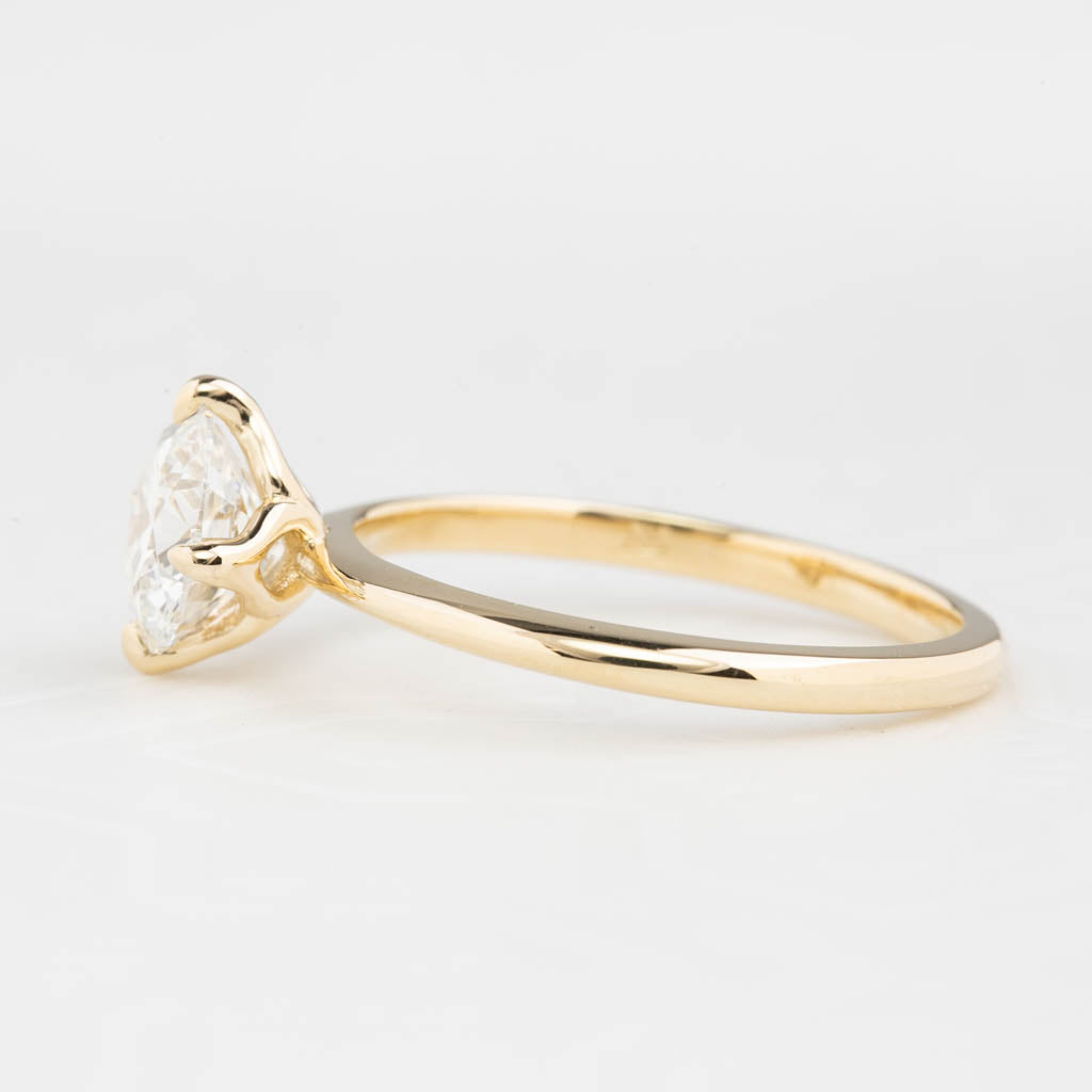 Alice Ring, 1.30ct Round Lab Diamond | IGI Certified
