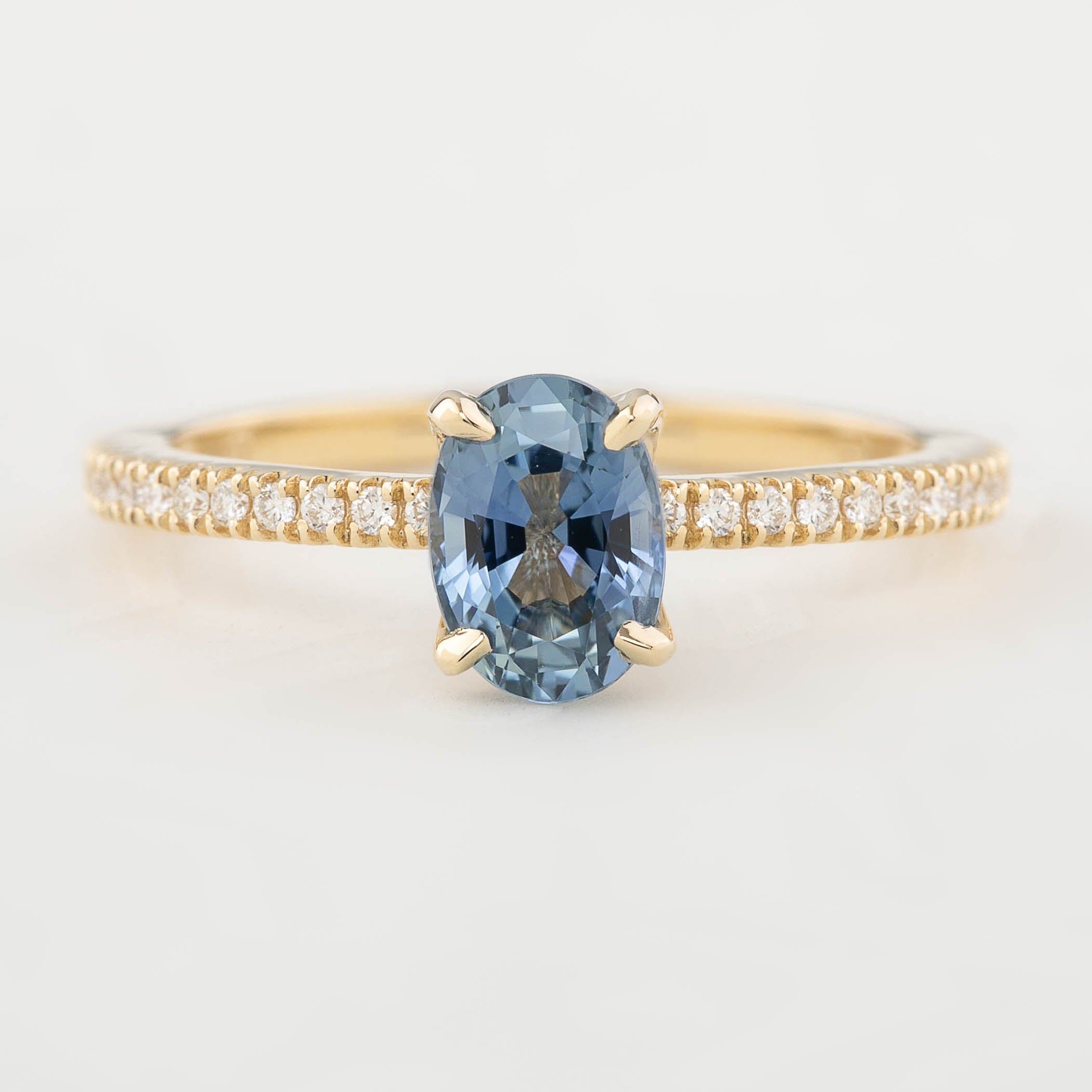 Maria Ring, 1.17ct Montana Sapphire, oval shape gemstone