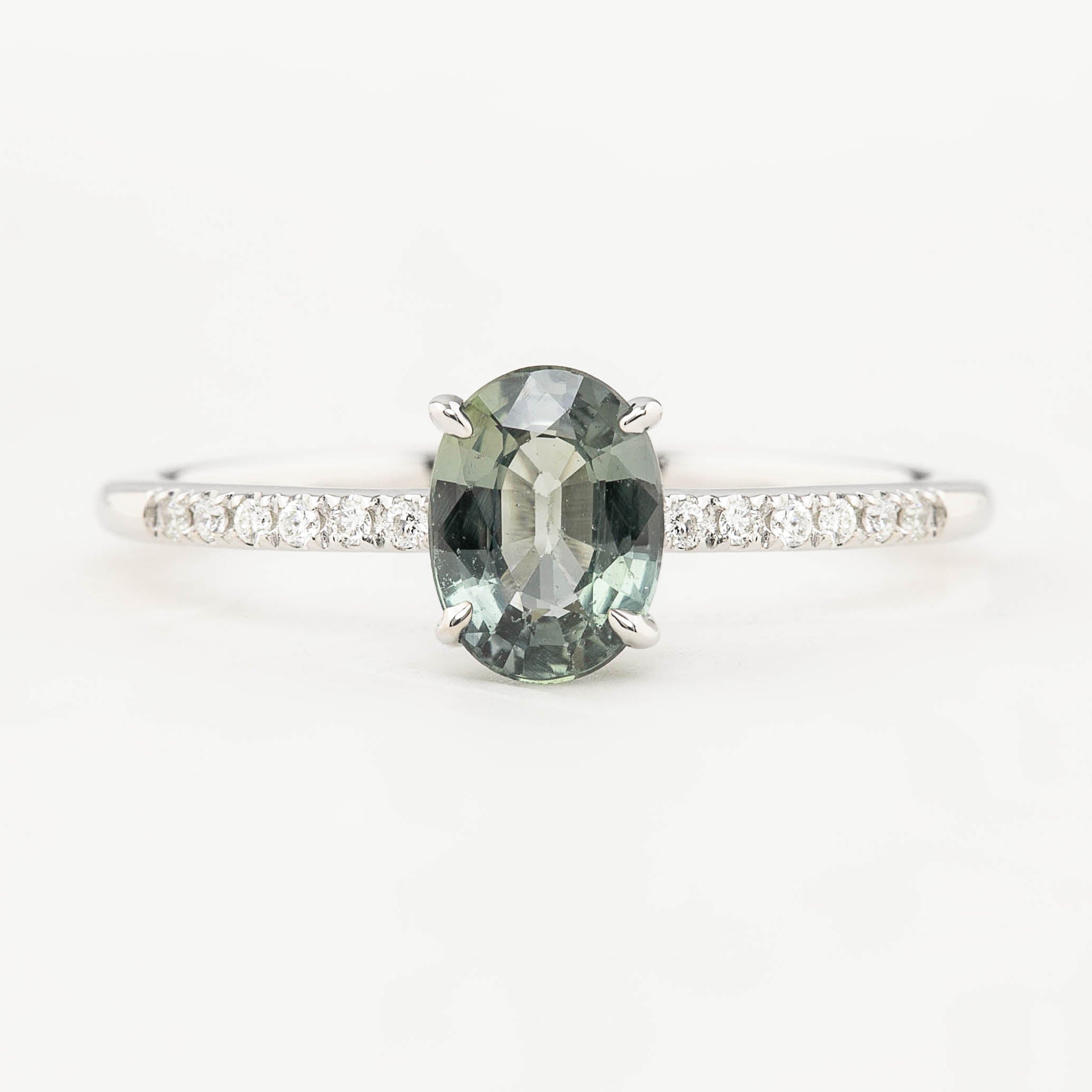 Audrey Ring, 1.01ct Unheated Sapphire, oval shape gemstone