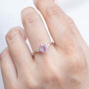 Teresa Ring, 0.84ct Ceylon Sapphire, oval shape gemstone