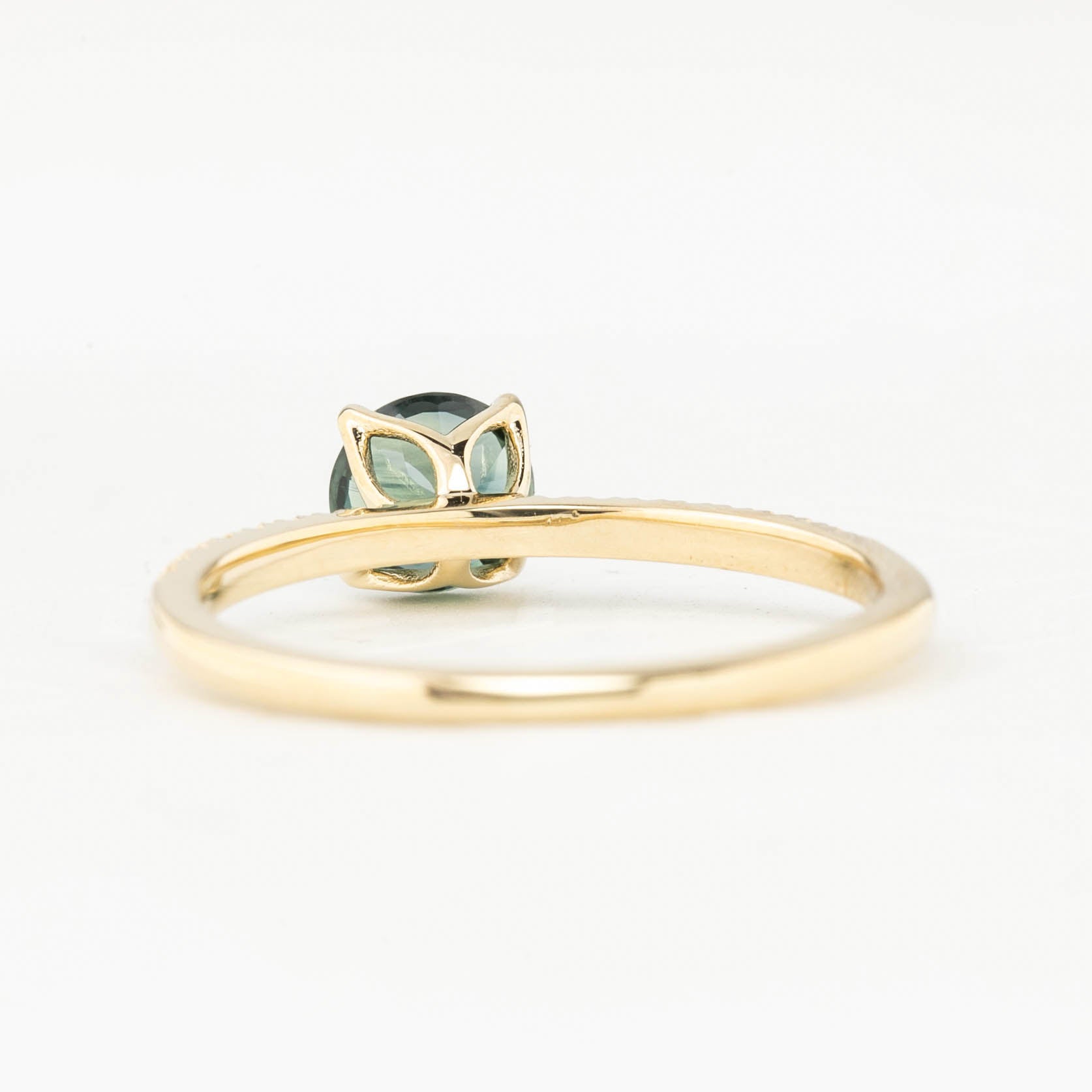 Maria Ring, 0.80ct Queensland Sapphire