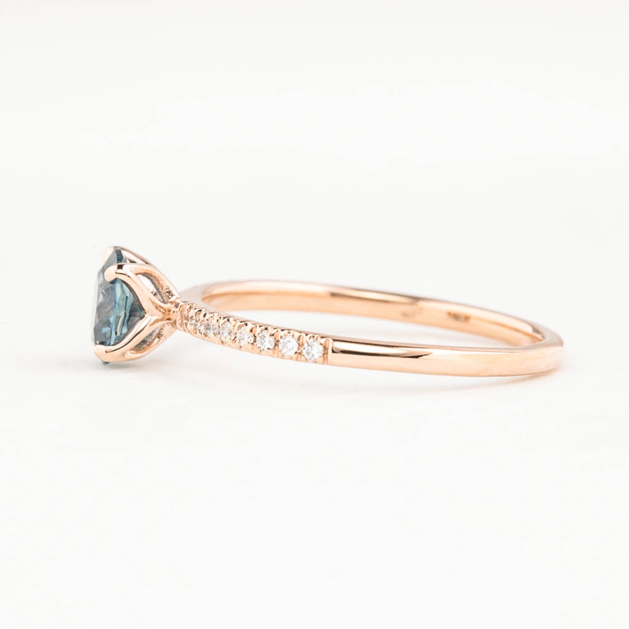 Maria Ring, 0.88ct Montana Sapphire