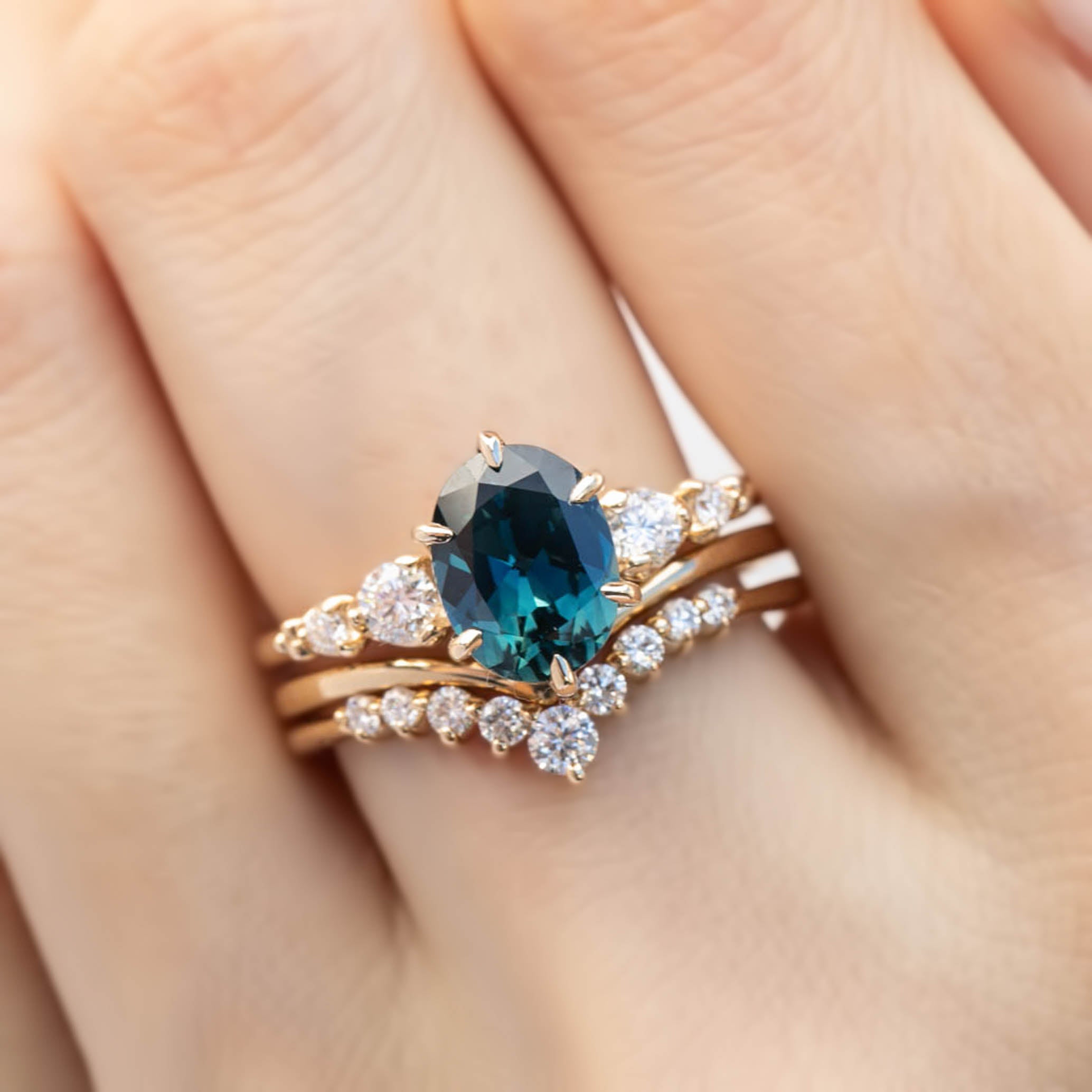 Estel Fleur Grand Ring, 2.46ct Queensland Sapphire, oval shape gemstone