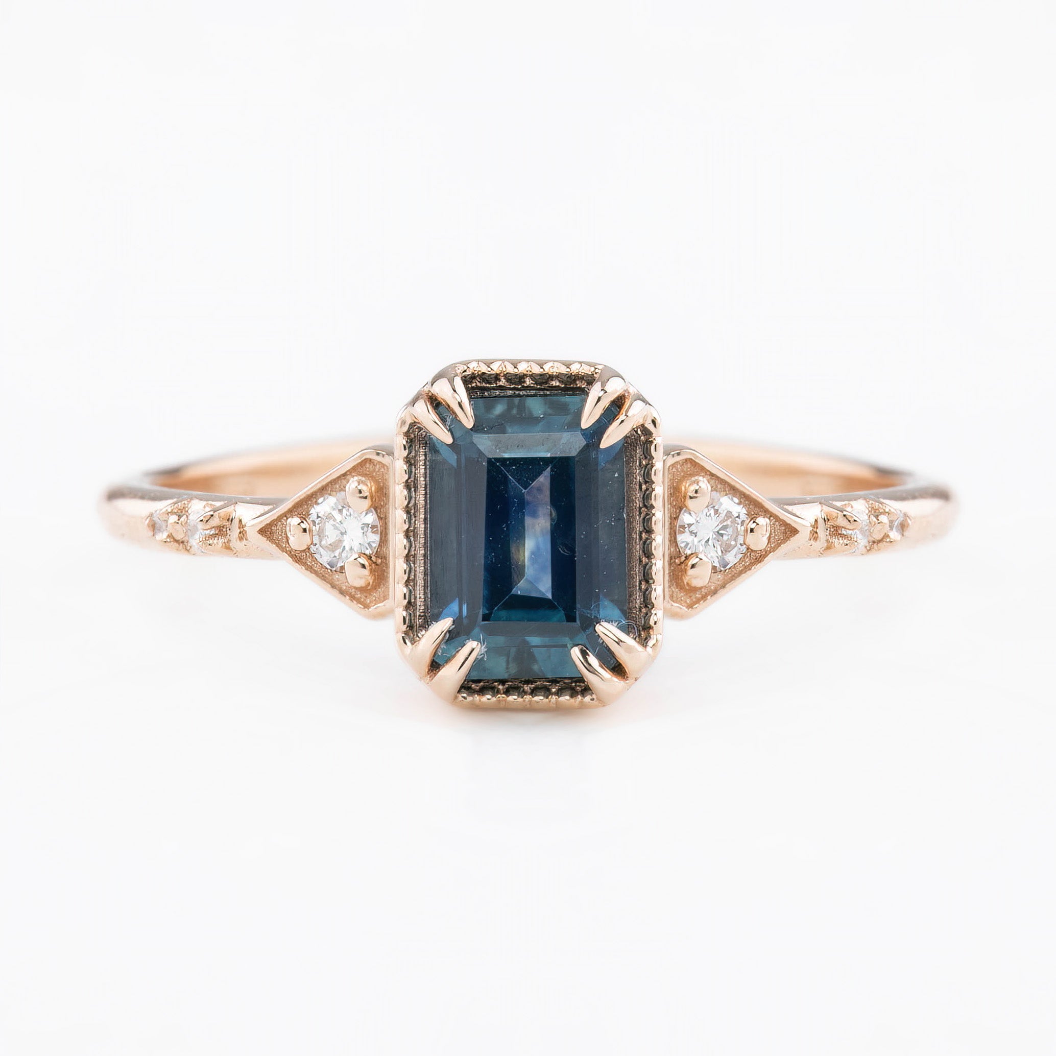 Agatha Ring, 1.11ct Emerald Montana Sapphire