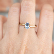 0.93ct オーバルカット ライトブルーサファイア モンタナ産 