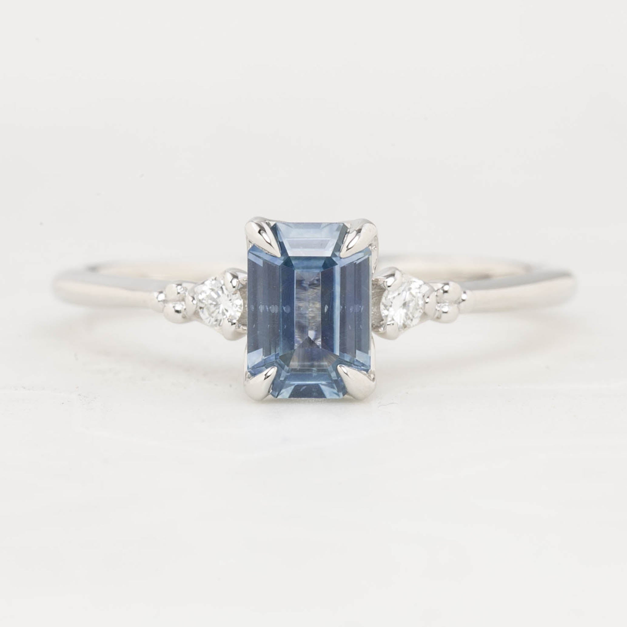 Estel Ring, 0.80ct Emerald Montana Sapphire