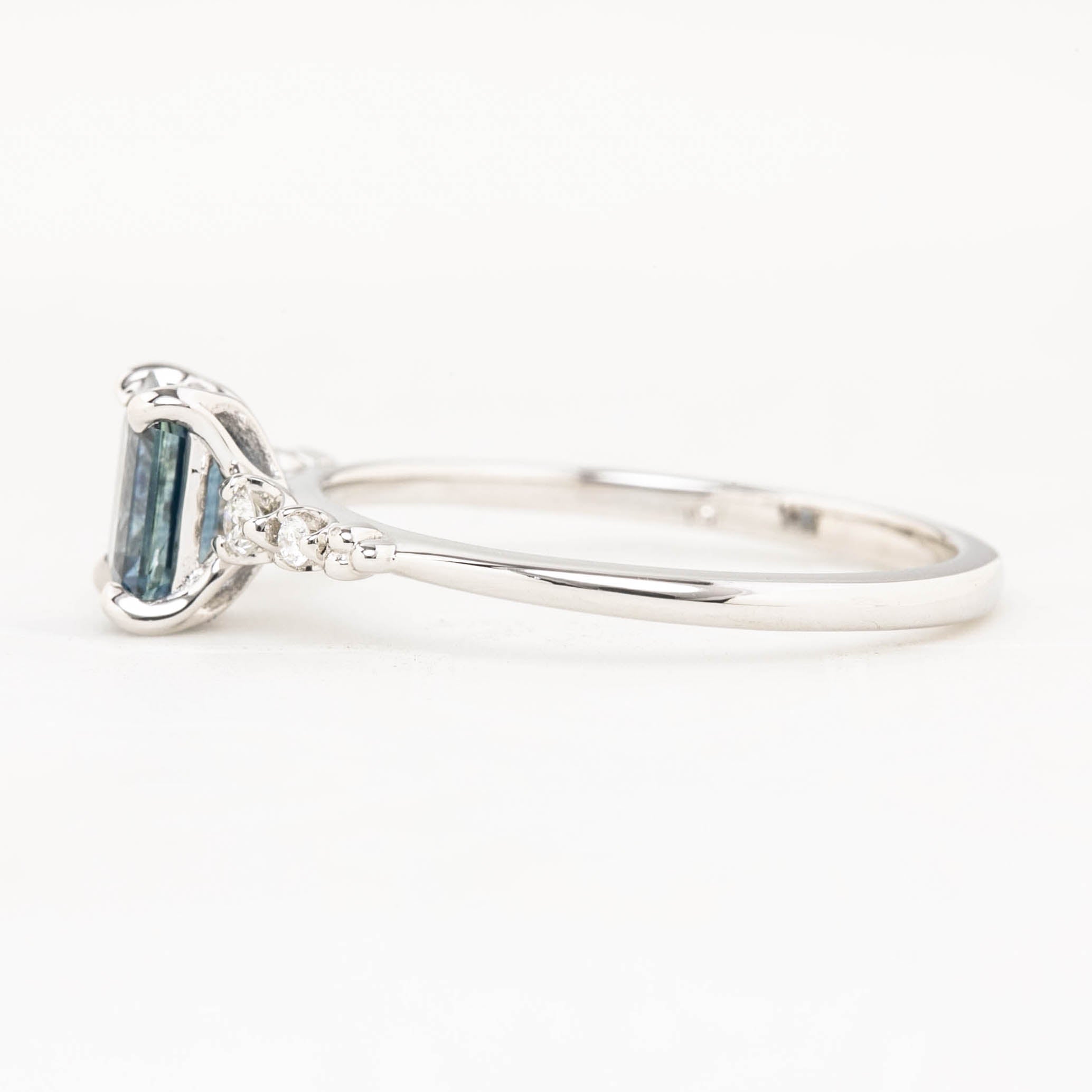 Estel Fleur Ring, 0.82ct Montana Sapphire