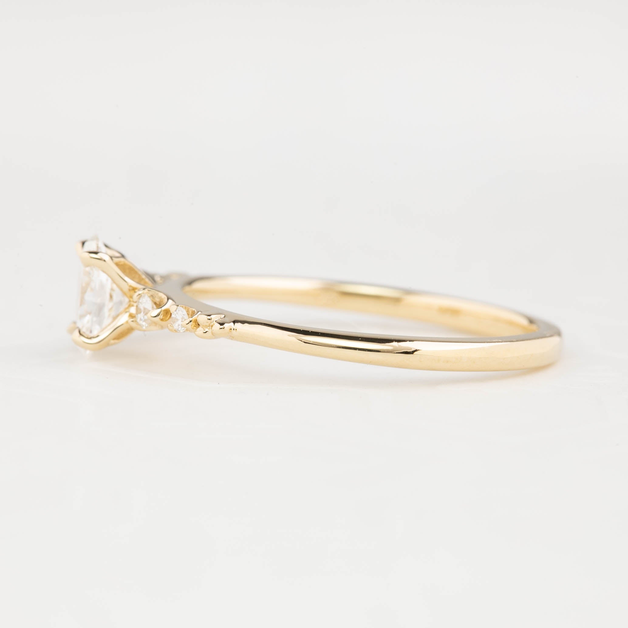 Estel Fleur Ring, 0.40ct Oval Diamond