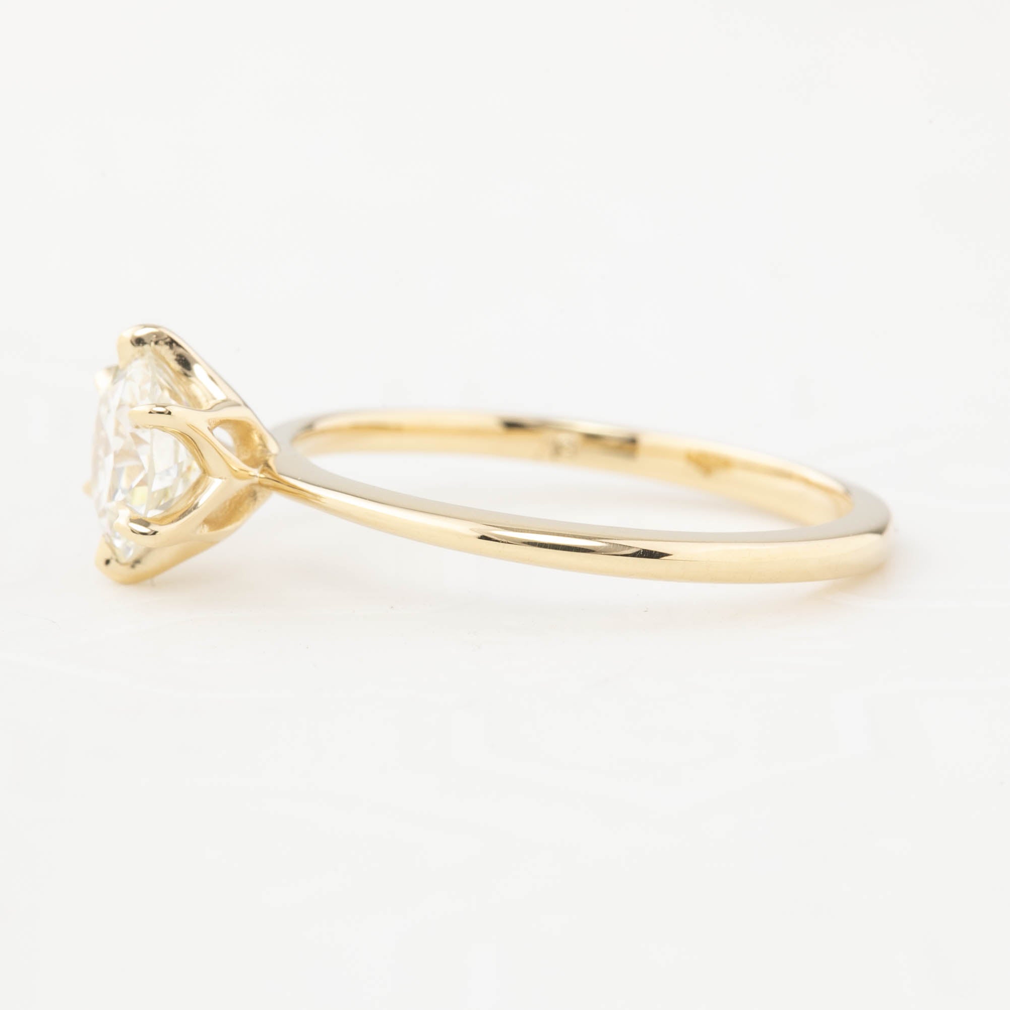 Floryn Ring, 1.15ct Round Diamond | GIA Certified